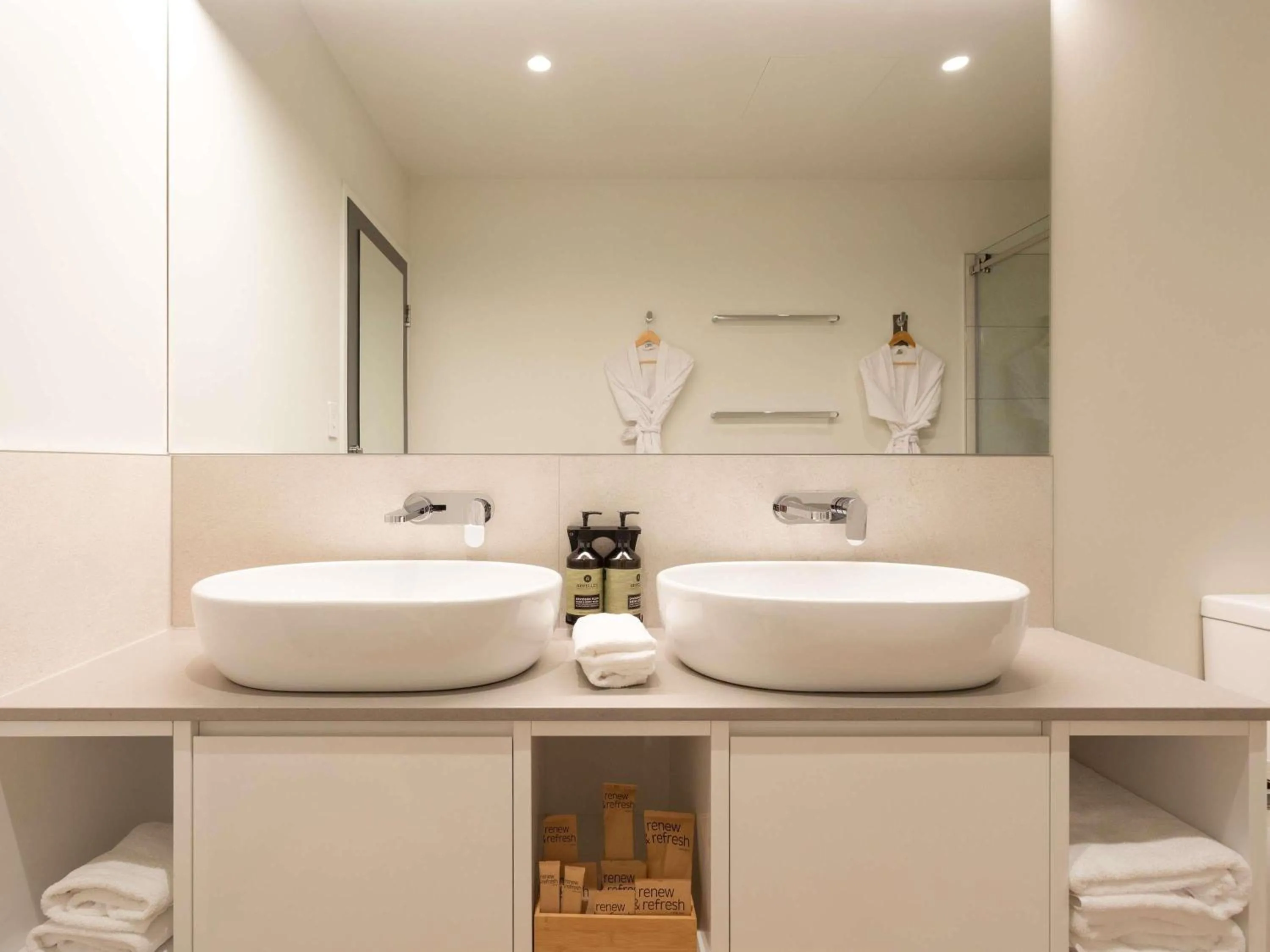 Bedroom in Peppers Silo Launceston