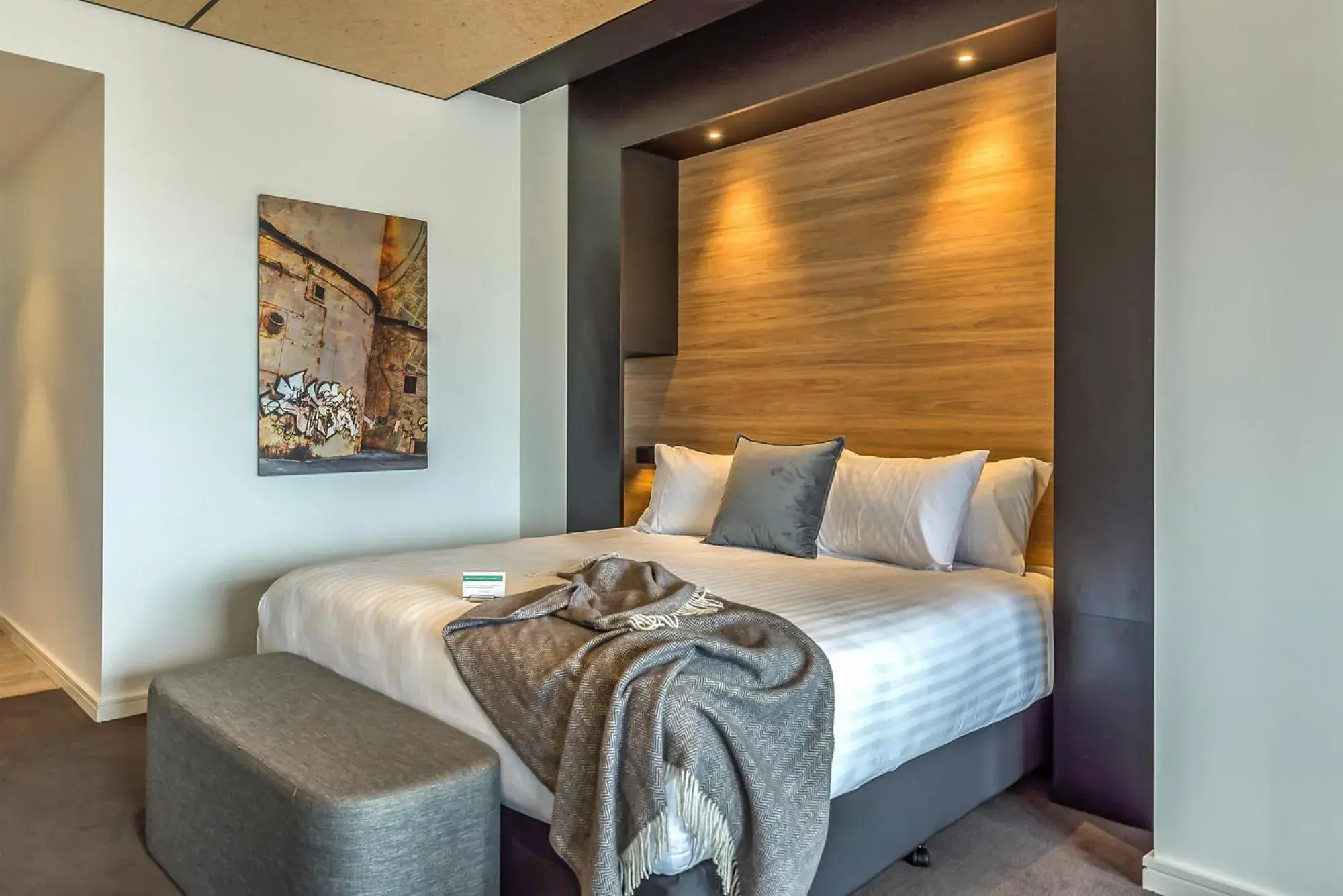 Standard Suite - Tamar Suite in Peppers Silo Launceston Standard Suite - Tamar Suite in Peppers Silo Launceston