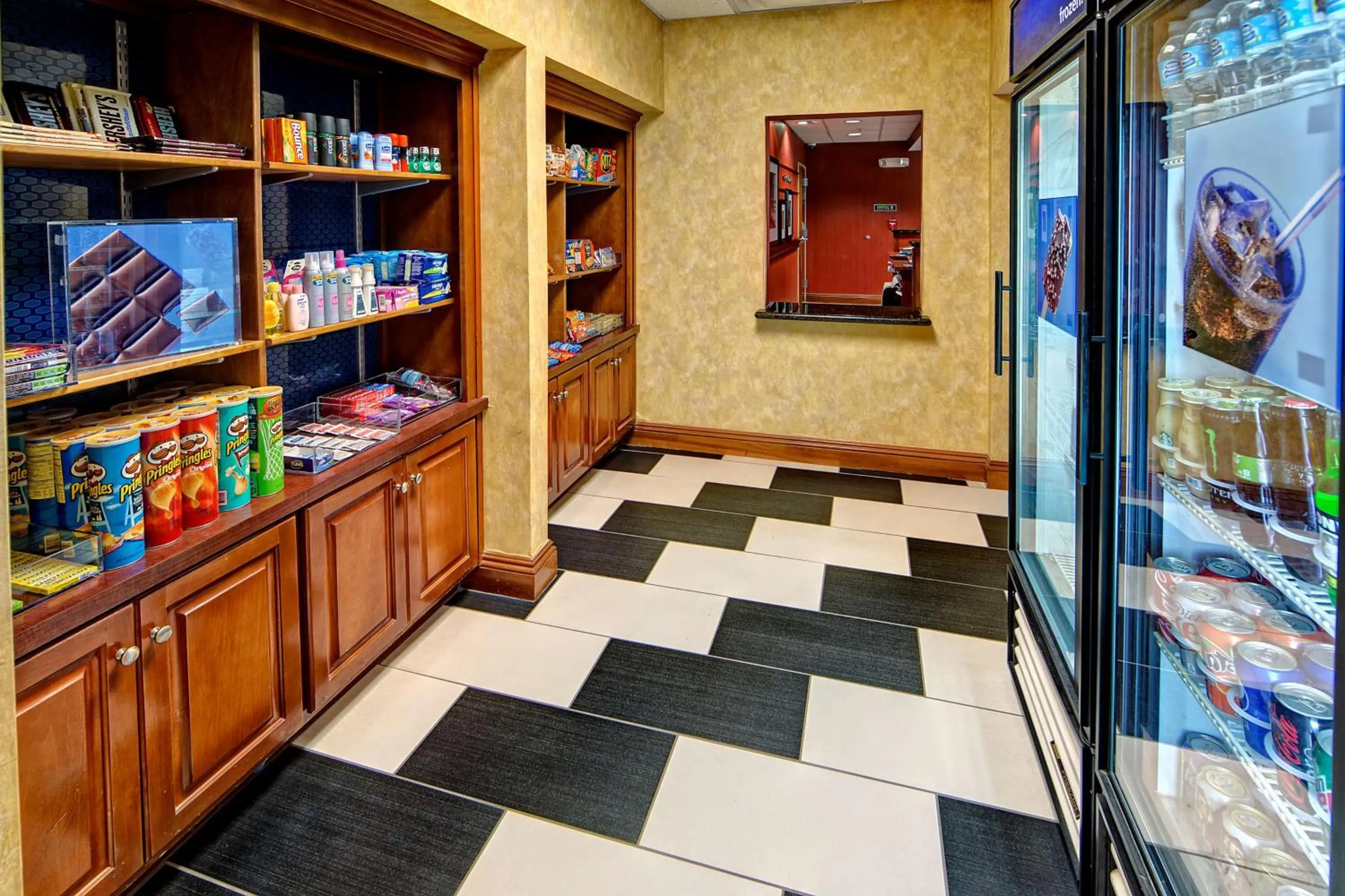 Restaurant/places to eat in Hampton Inn Quincy