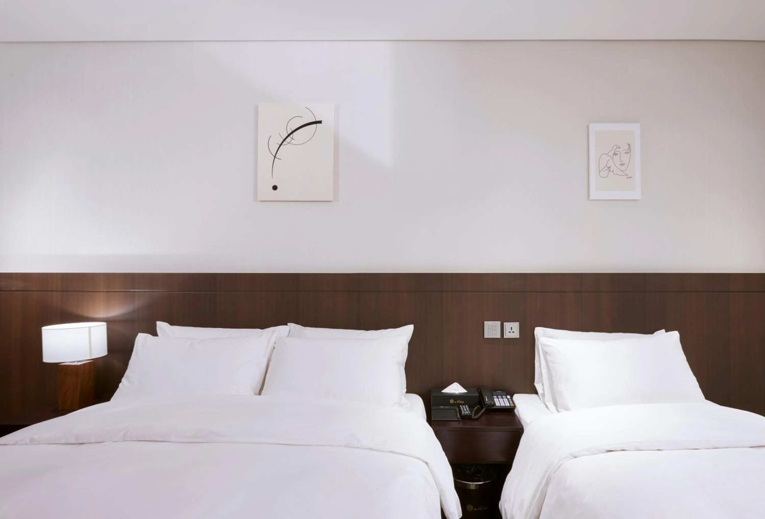 Bed in Hotel Mfelice