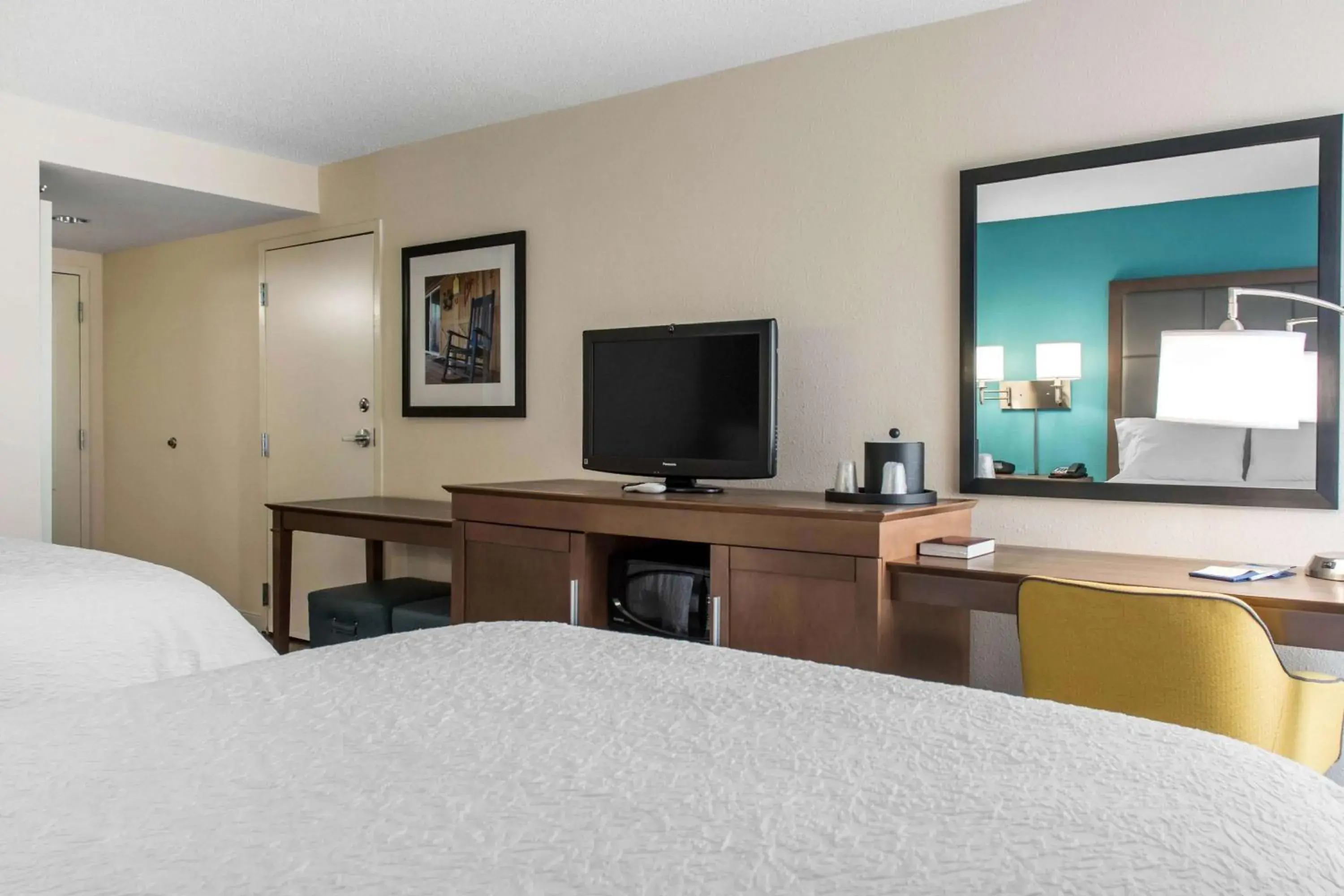 Queen Room with Two Queen Beds - Non-Smoking in Hampton Inn Douglas Queen Room with Two Queen Beds - Non-Smoking in Hampton Inn Douglas