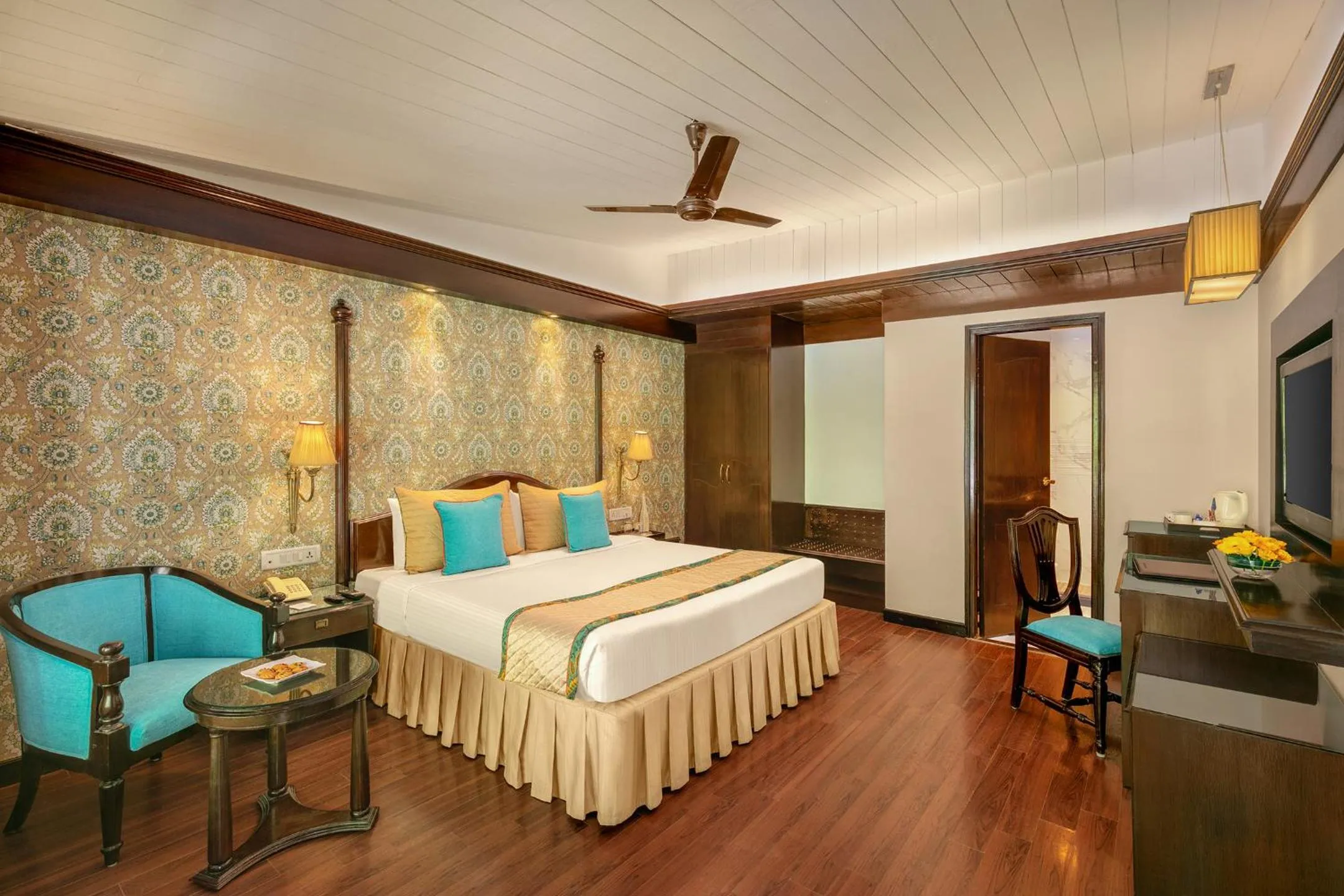 Bed in Shervani Hilltop Resort
