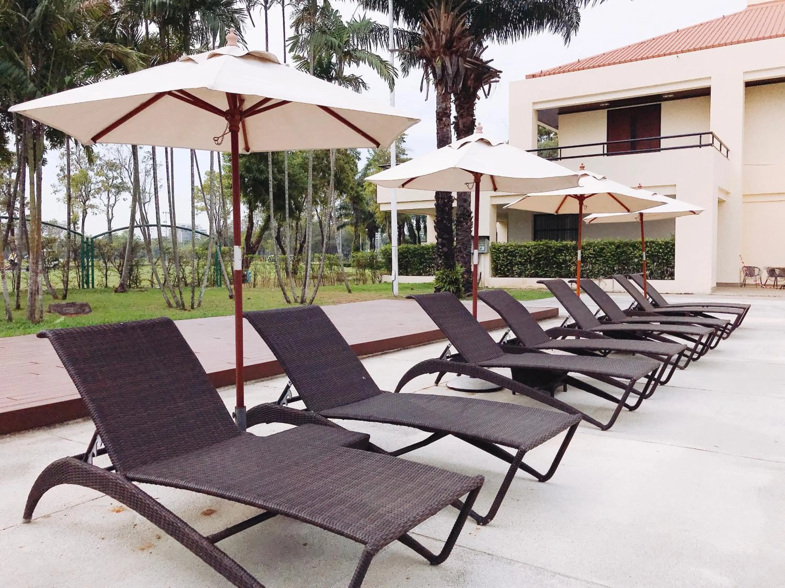 Area and facilities in Eastin Thana City Golf Resort Bangkok