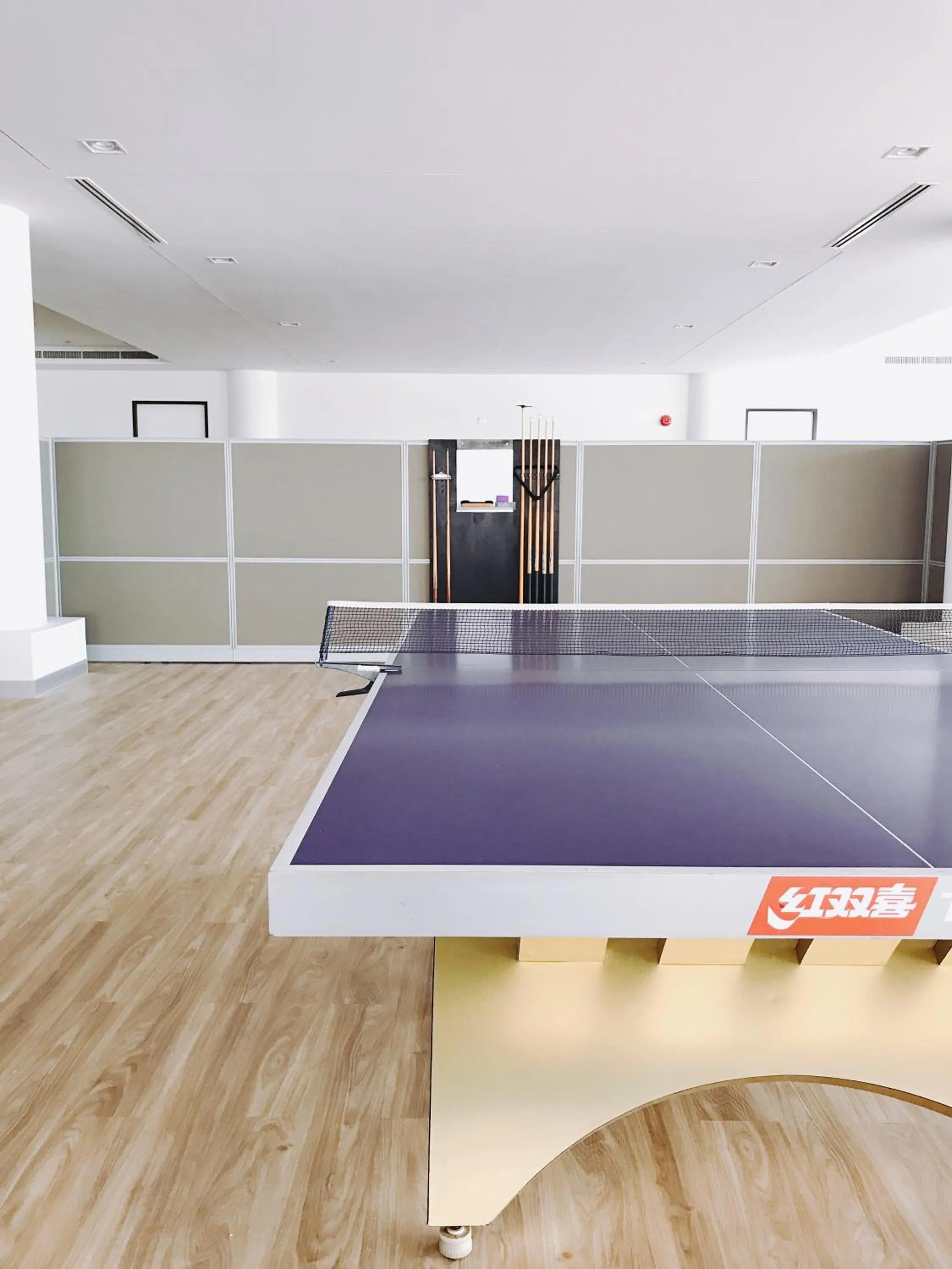 Table tennis in Eastin Thana City Golf Resort Bangkok