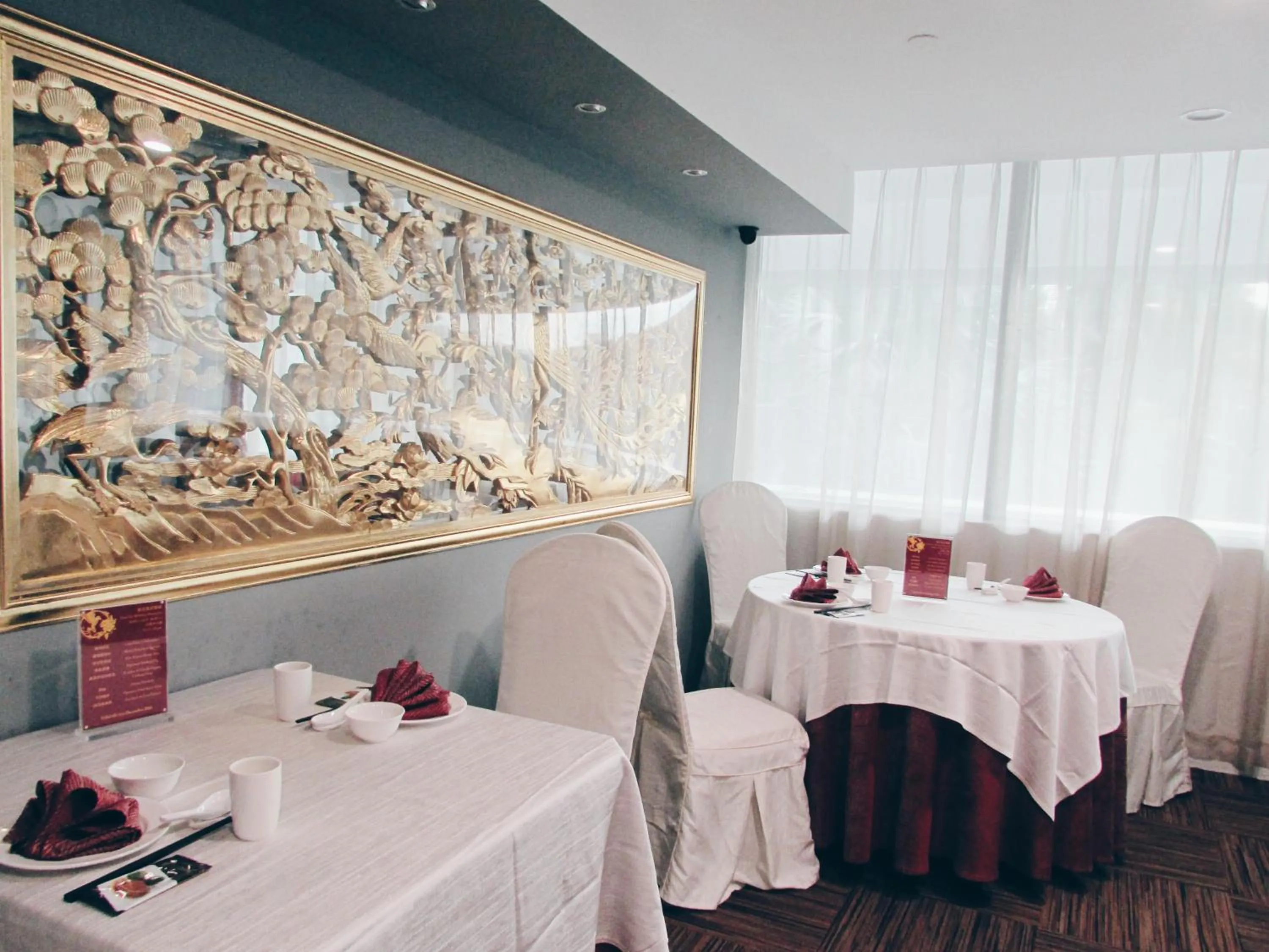 Restaurant/places to eat in RELC International Hotel