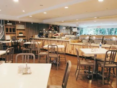 Breakfast in RELC International Hotel