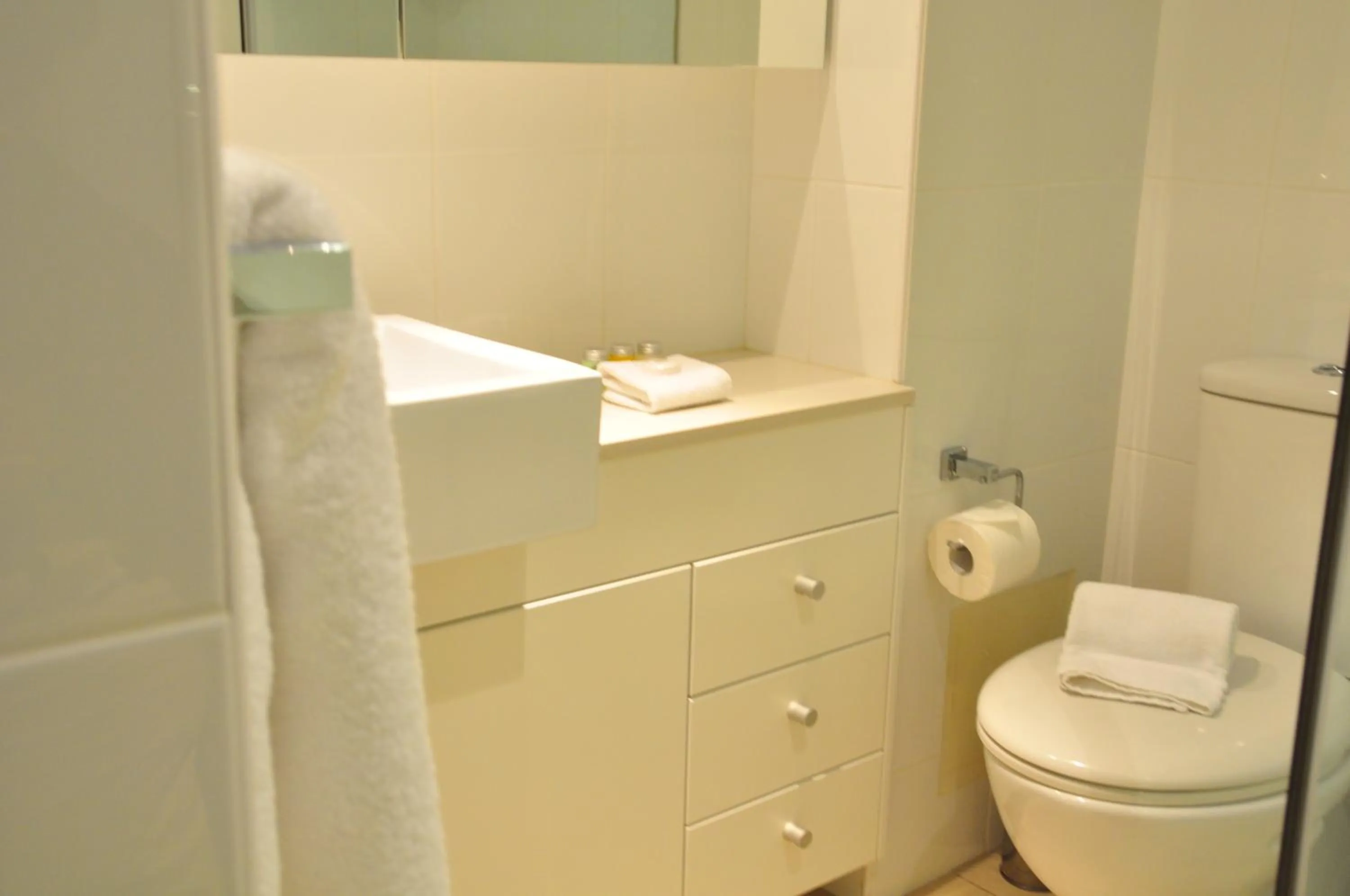 Bathroom in Annam Serviced Apartments