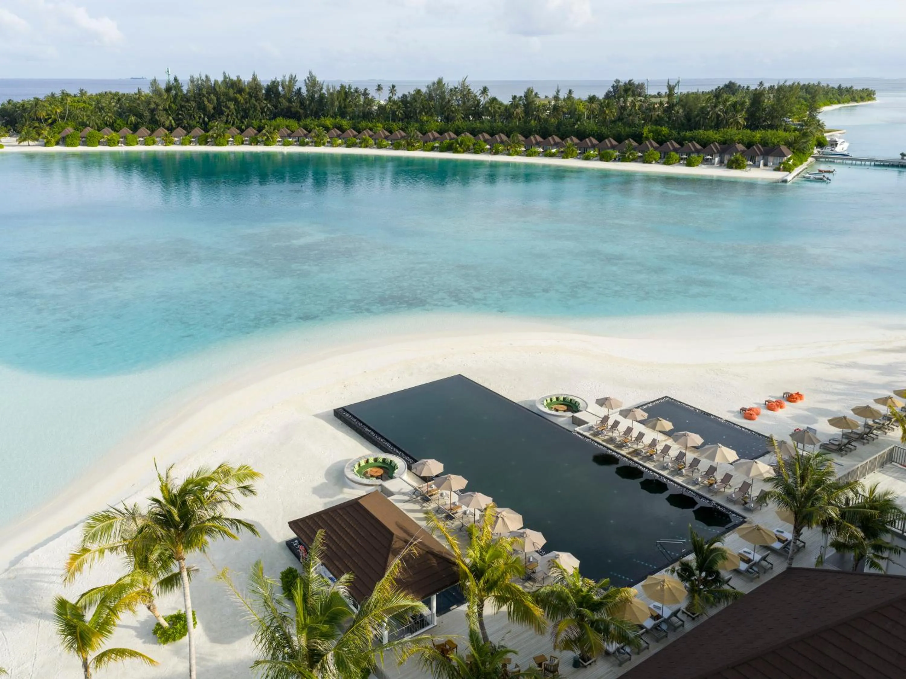 Lounge or bar in Sun Siyam Olhuveli