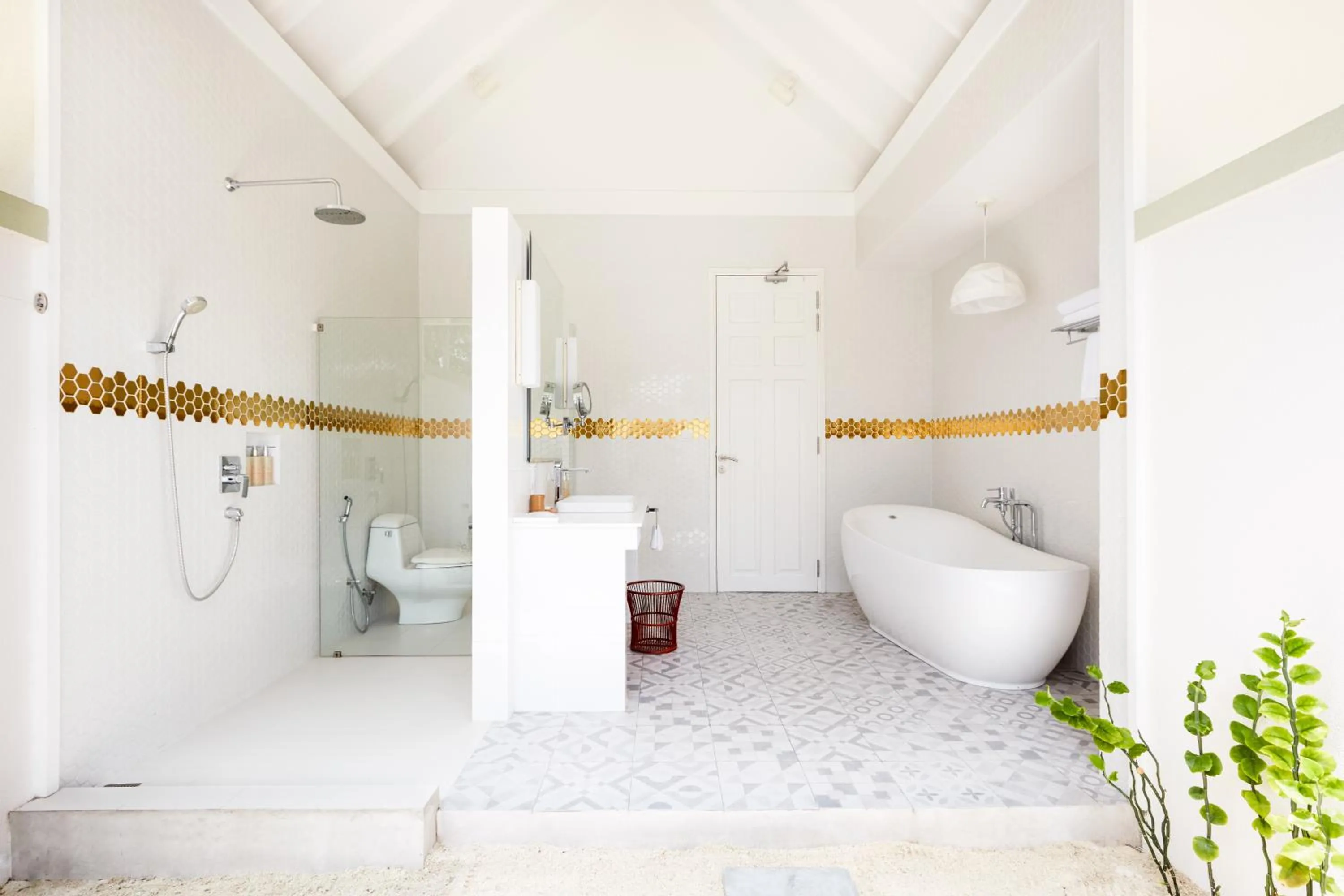 Bathroom in Sun Siyam Olhuveli