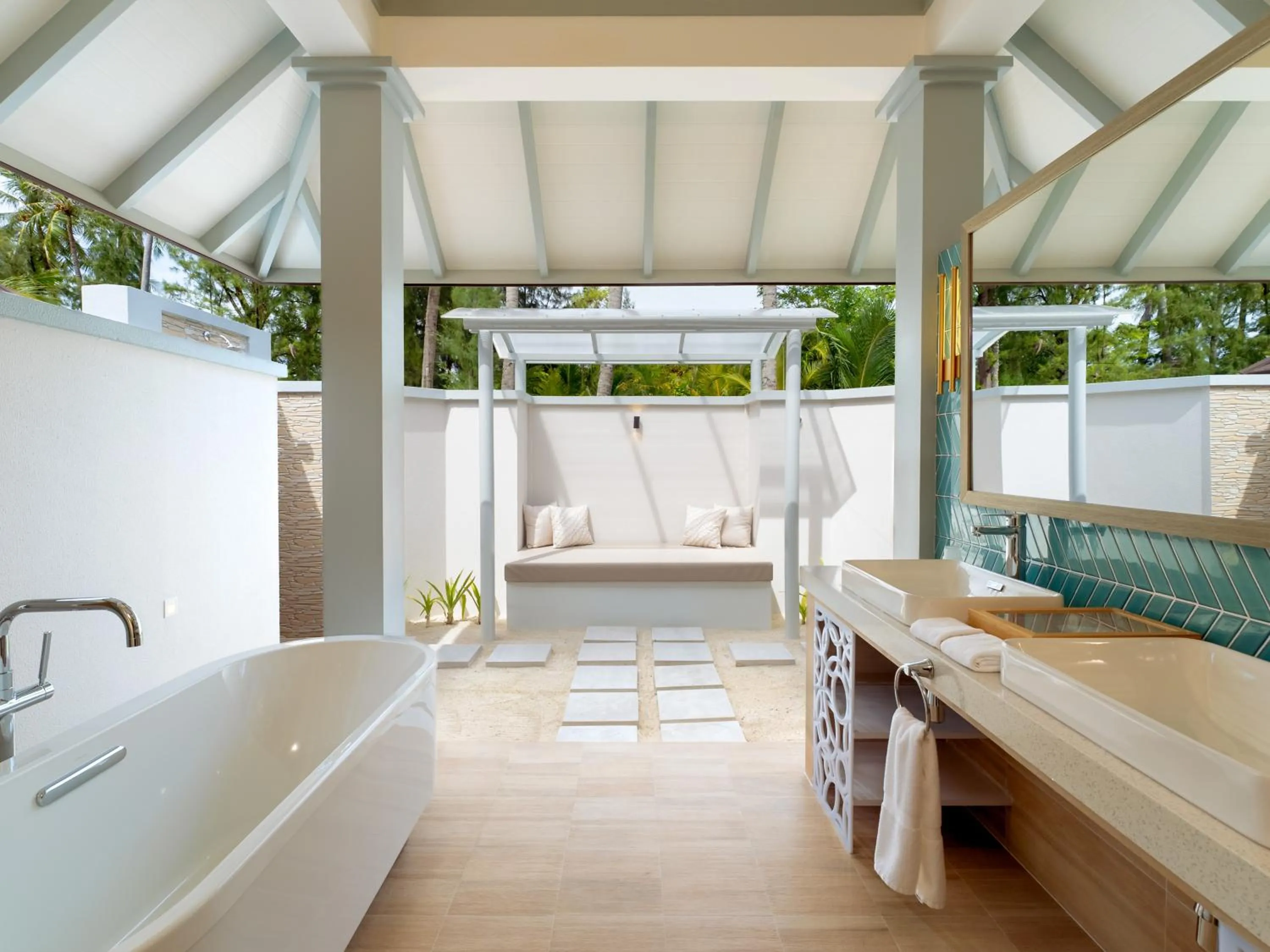 Bathroom in Sun Siyam Olhuveli