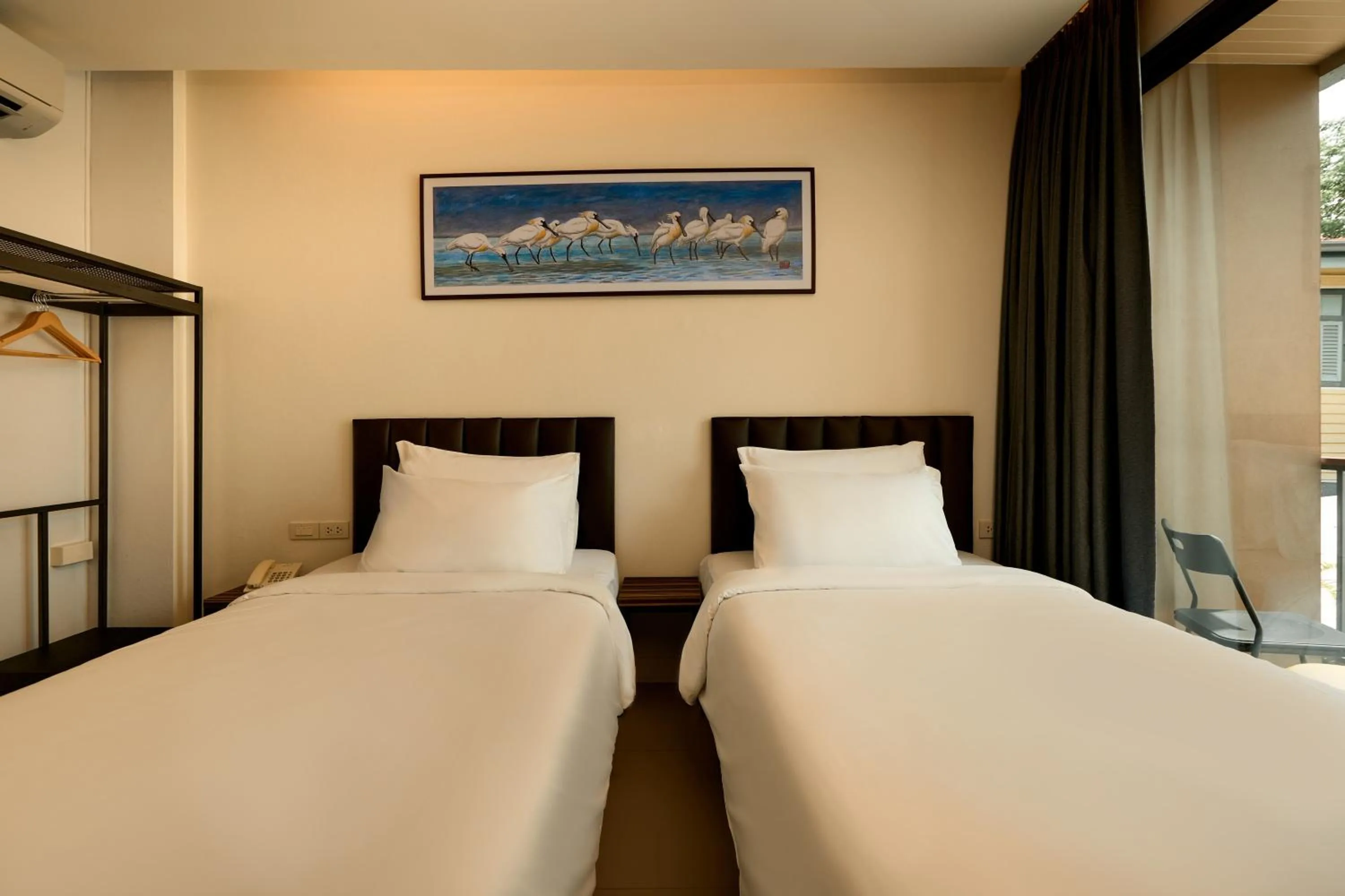 Bedroom, Bed in Red Door Samsen Hotel, Bangkok