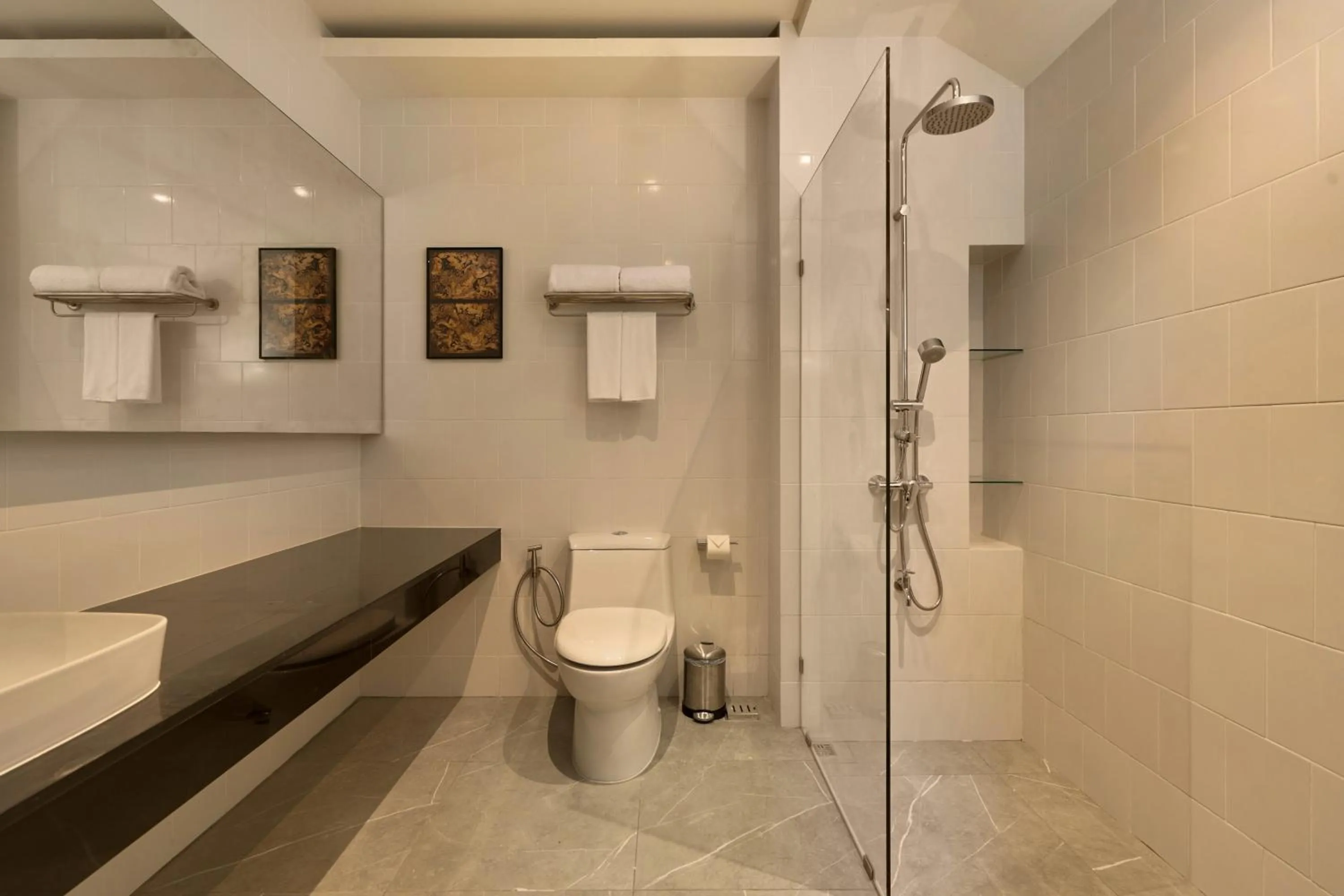 Bathroom in Red Door Samsen Hotel, Bangkok