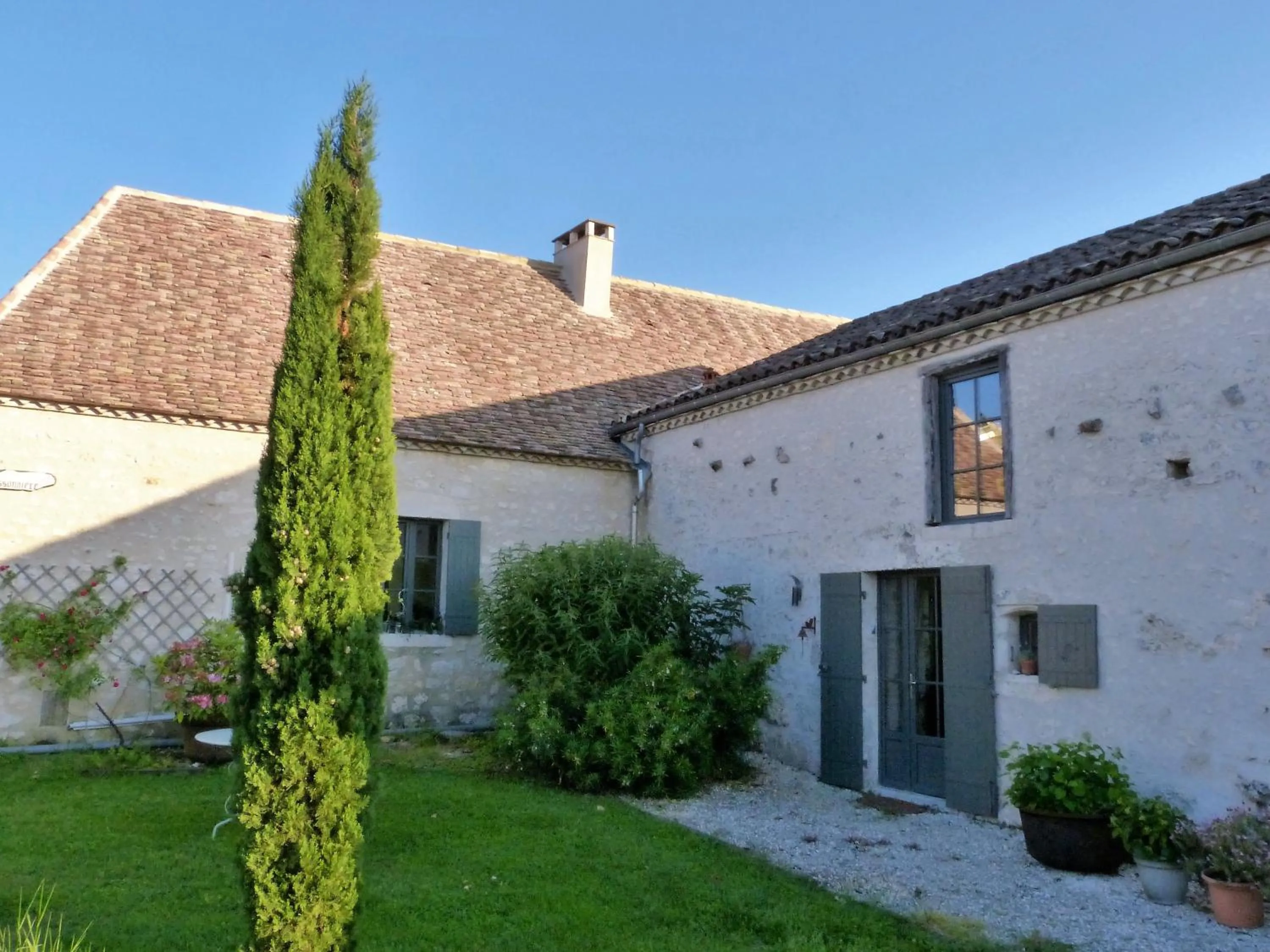 Property building in La Ferme Buissonnière