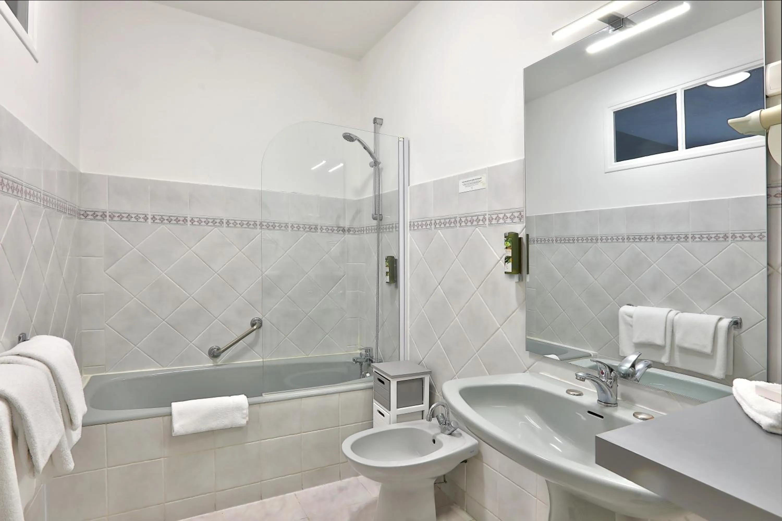 Bathroom in Hotel Restaurant Charbonnel