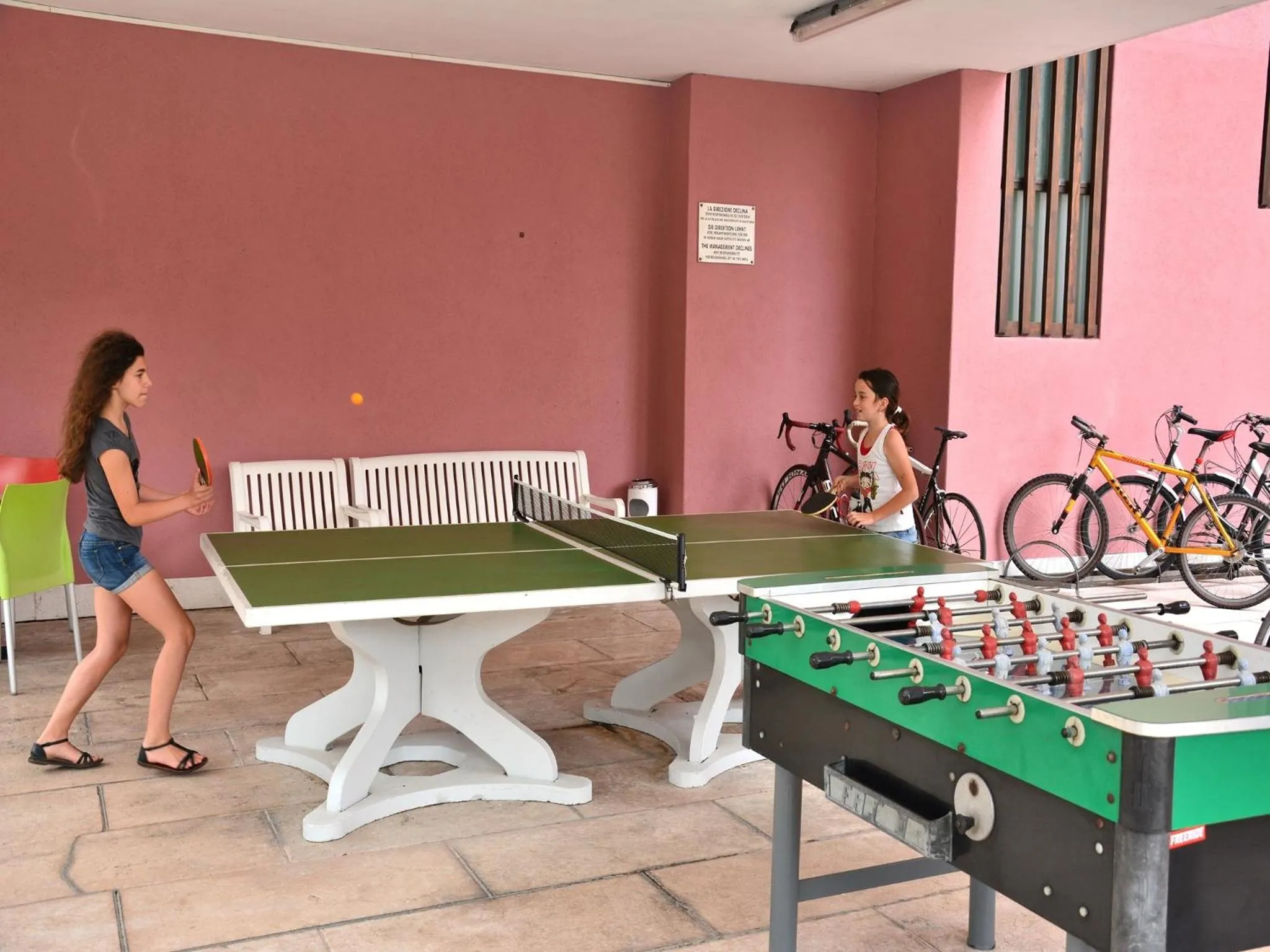 Table tennis in Park Hotel Eden