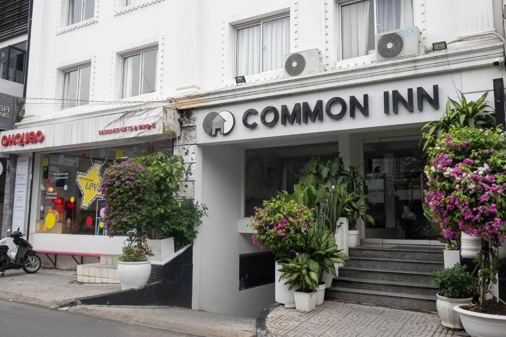 Facade/entrance in Common Inn Thao Dien