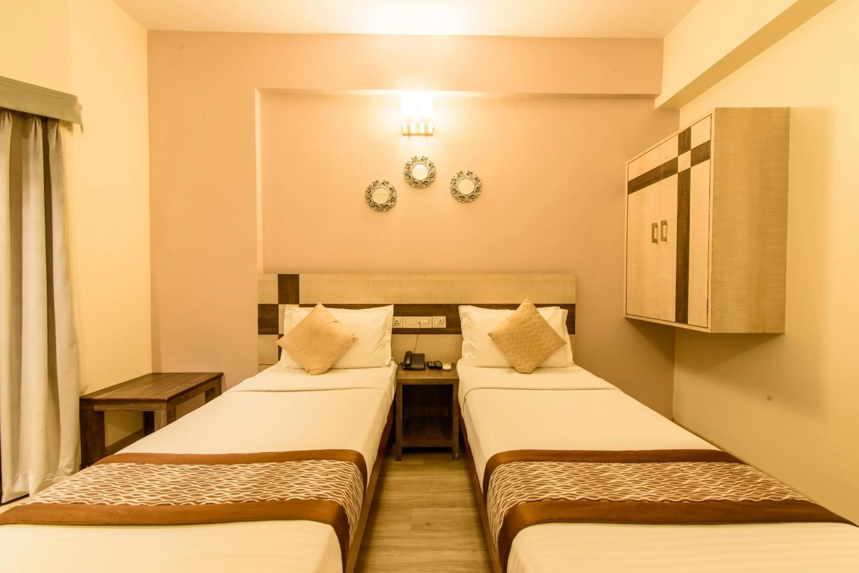 Bedroom, Bed in Bangalore Gate Hotel & Conferences
