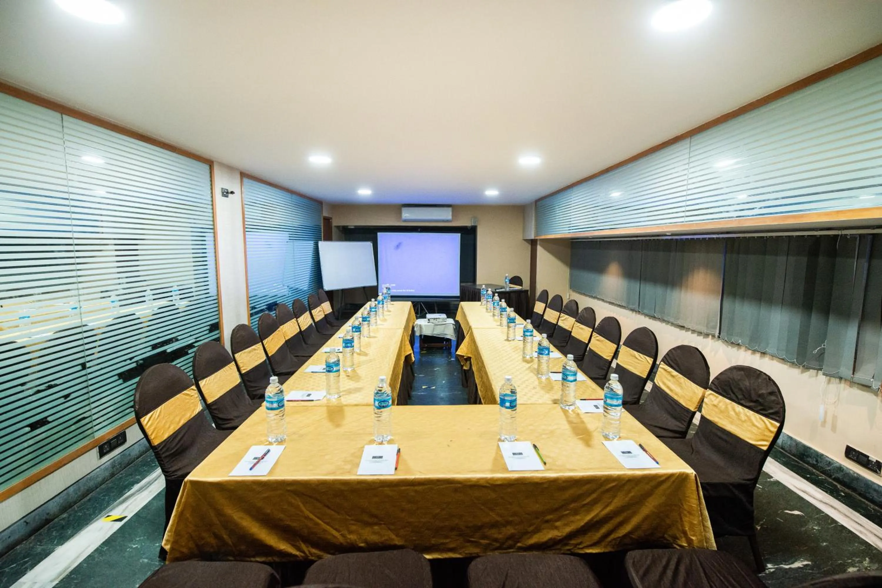 Meeting/conference room in Bangalore Gate Hotel & Conferences