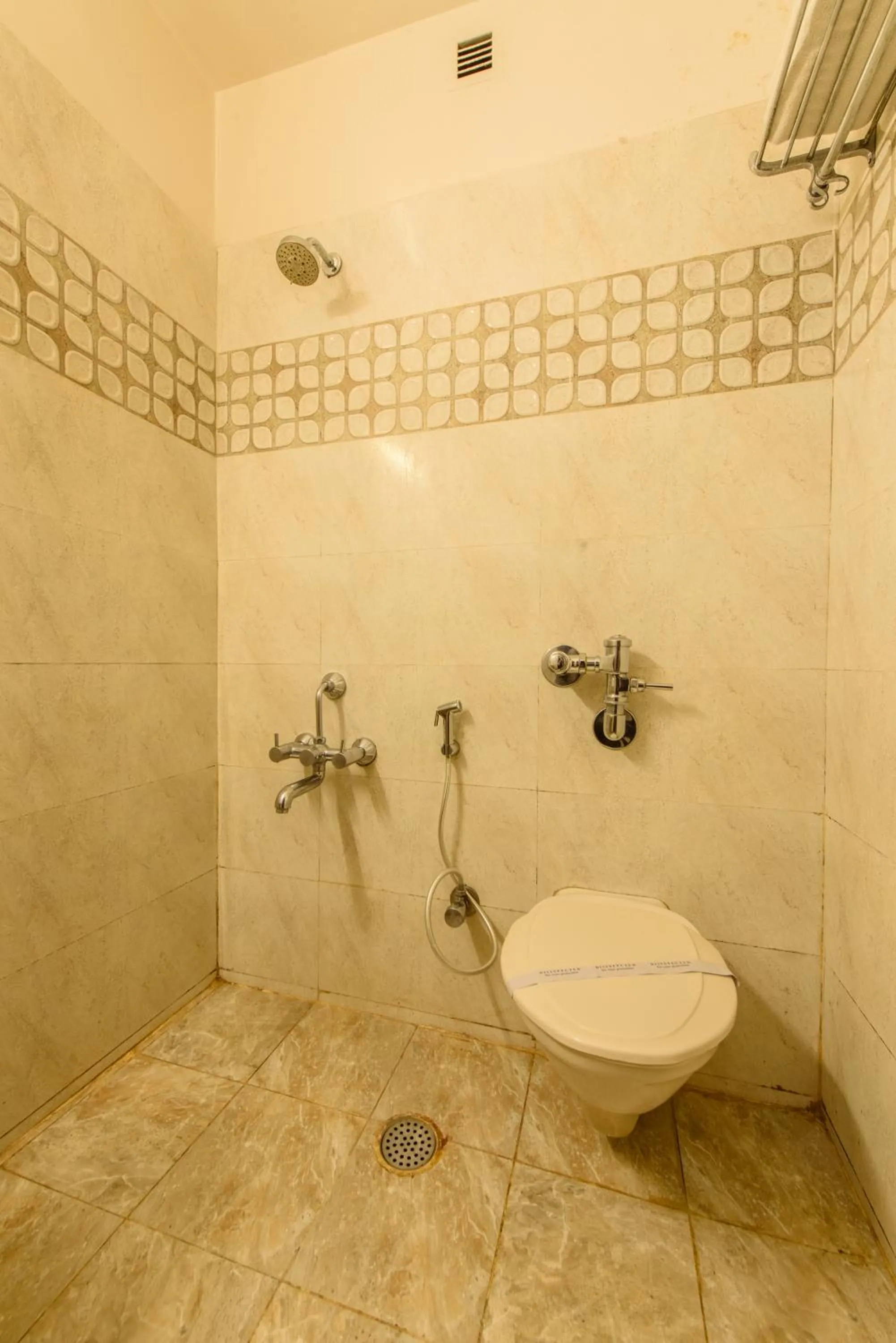 Bathroom in Bangalore Gate Hotel & Conferences