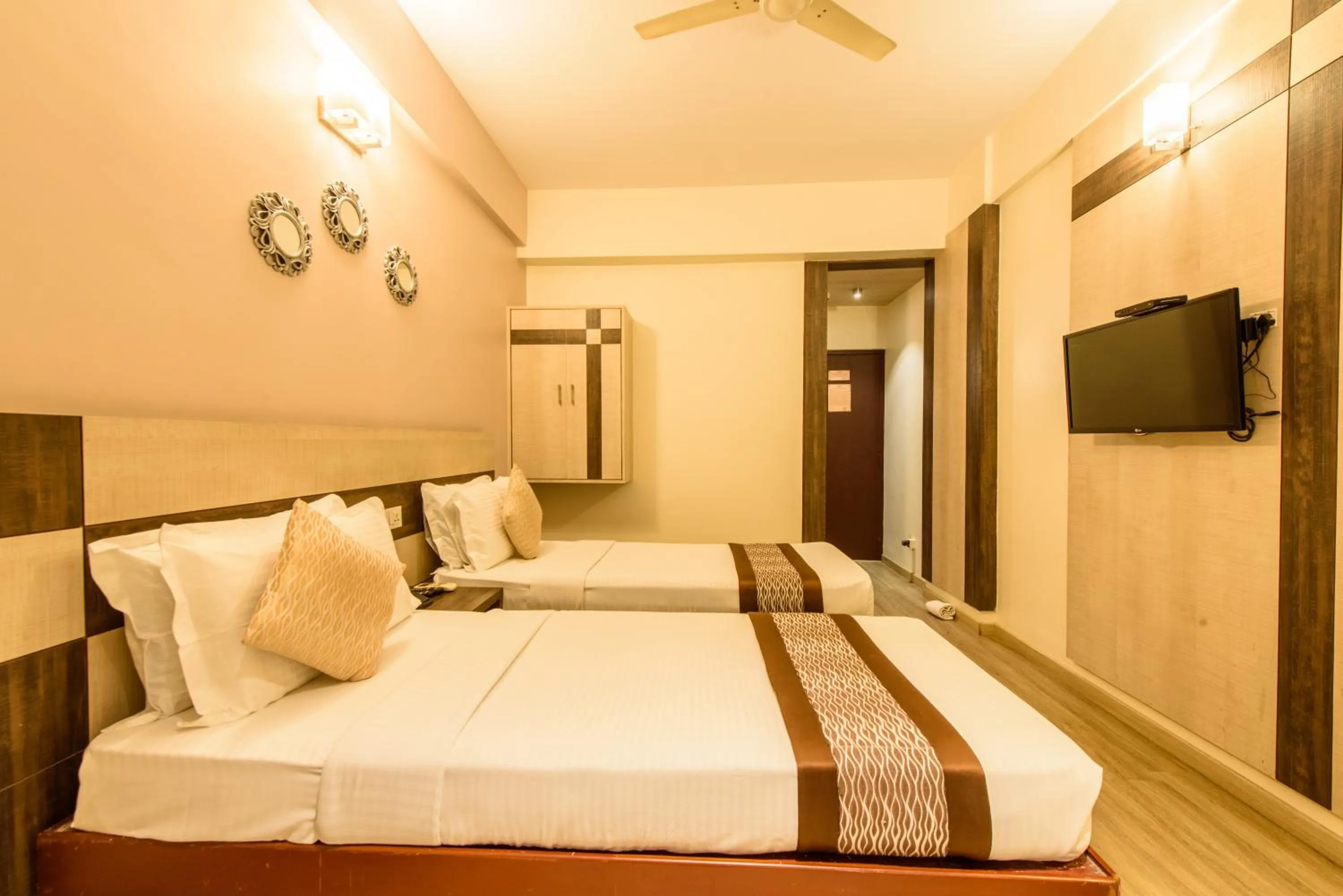 Bedroom, Bed in Bangalore Gate Hotel & Conferences