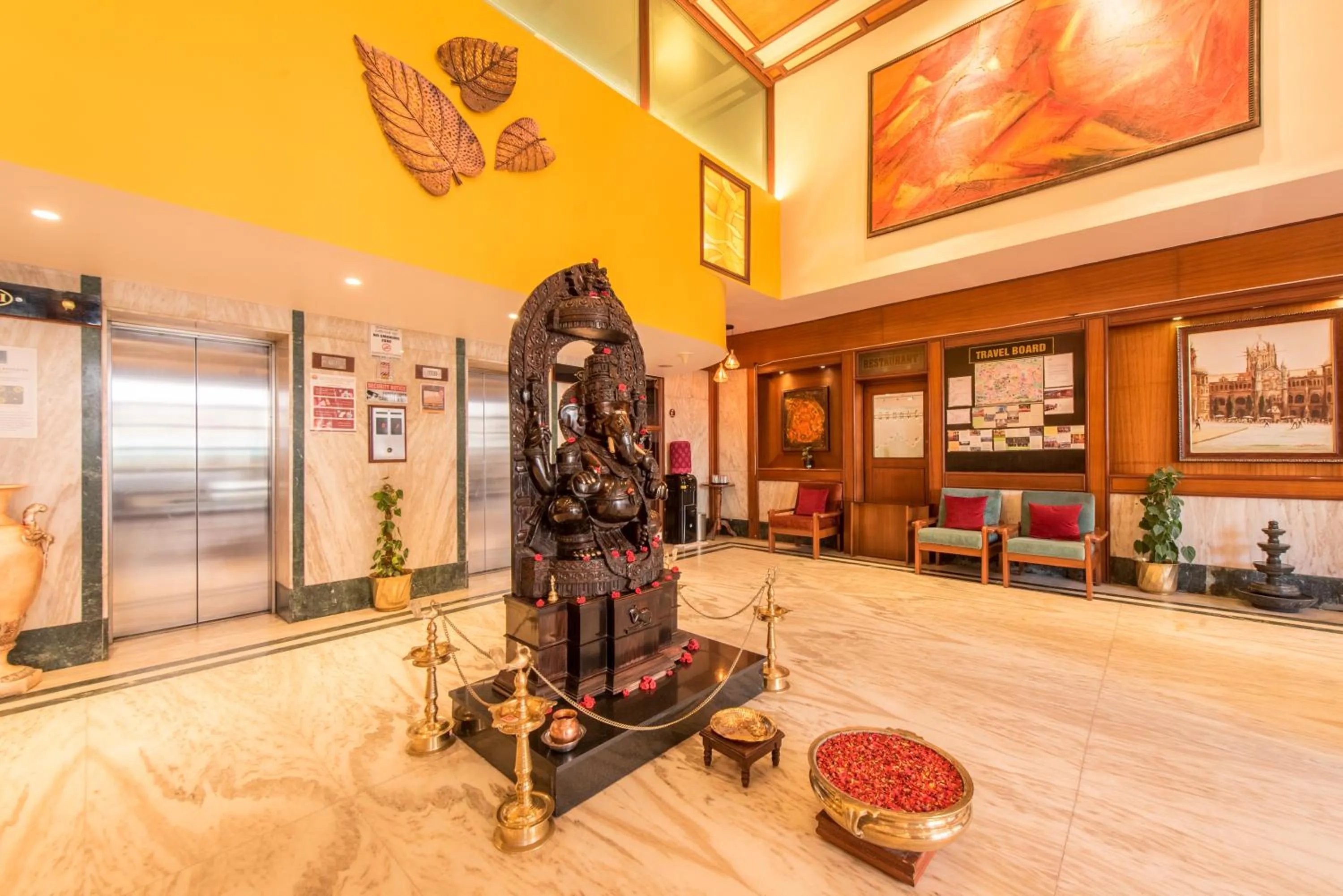 Lobby or reception in Bangalore Gate Hotel & Conferences
