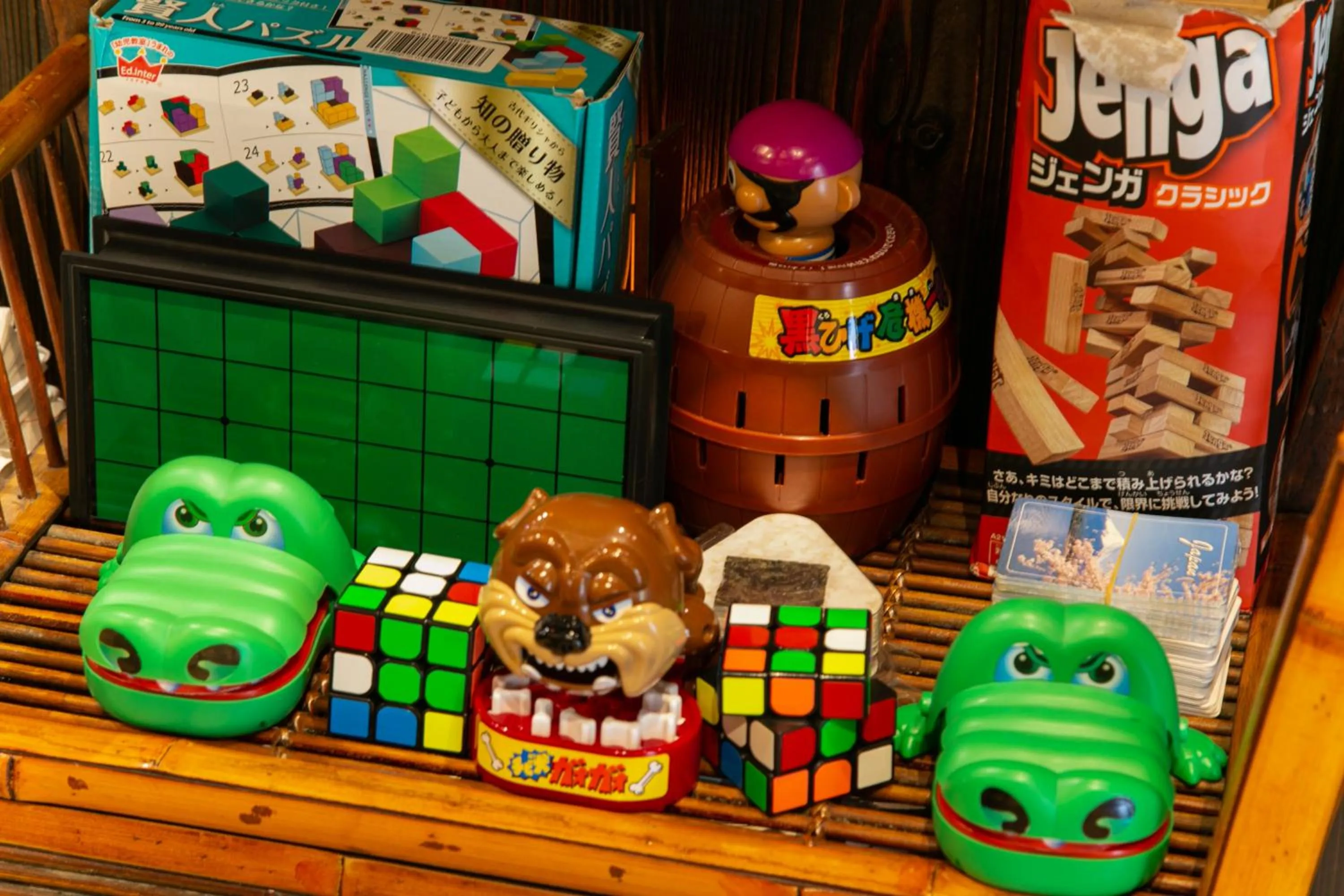 children in Yufuin Lamp no Yado