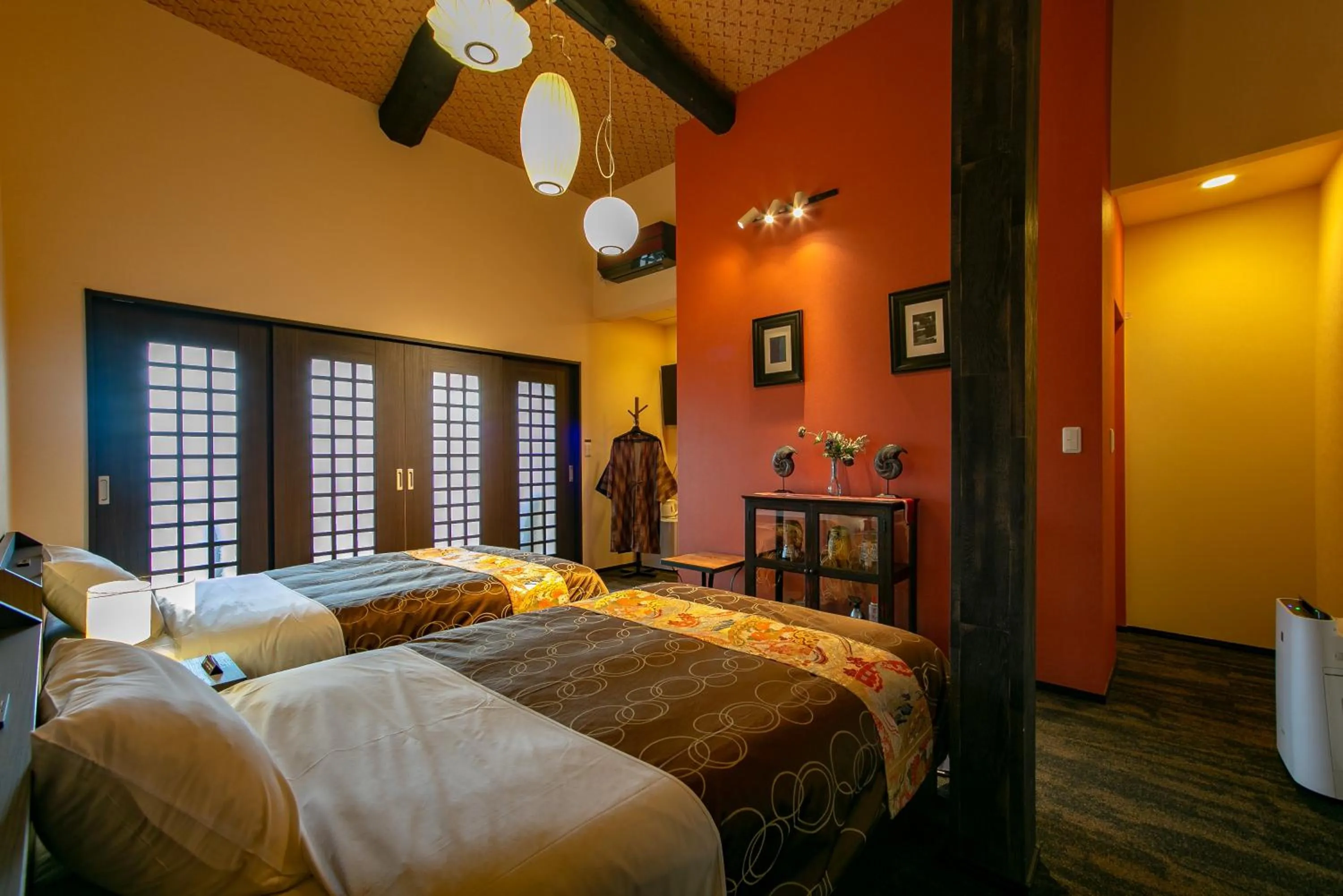 Bed in Yufuin Lamp no Yado