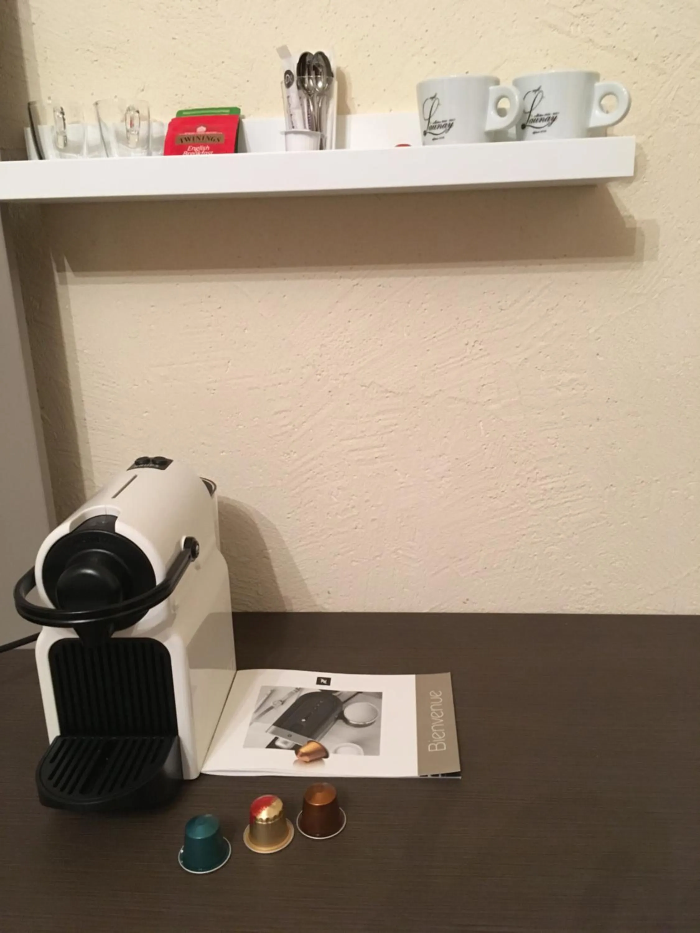 Coffee/tea facilities in Logis Hôtel Restaurant La Bastide