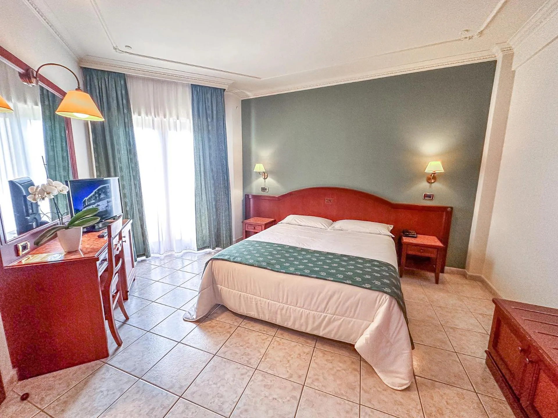 Bedroom, Bed in Hotel Valle Rossa