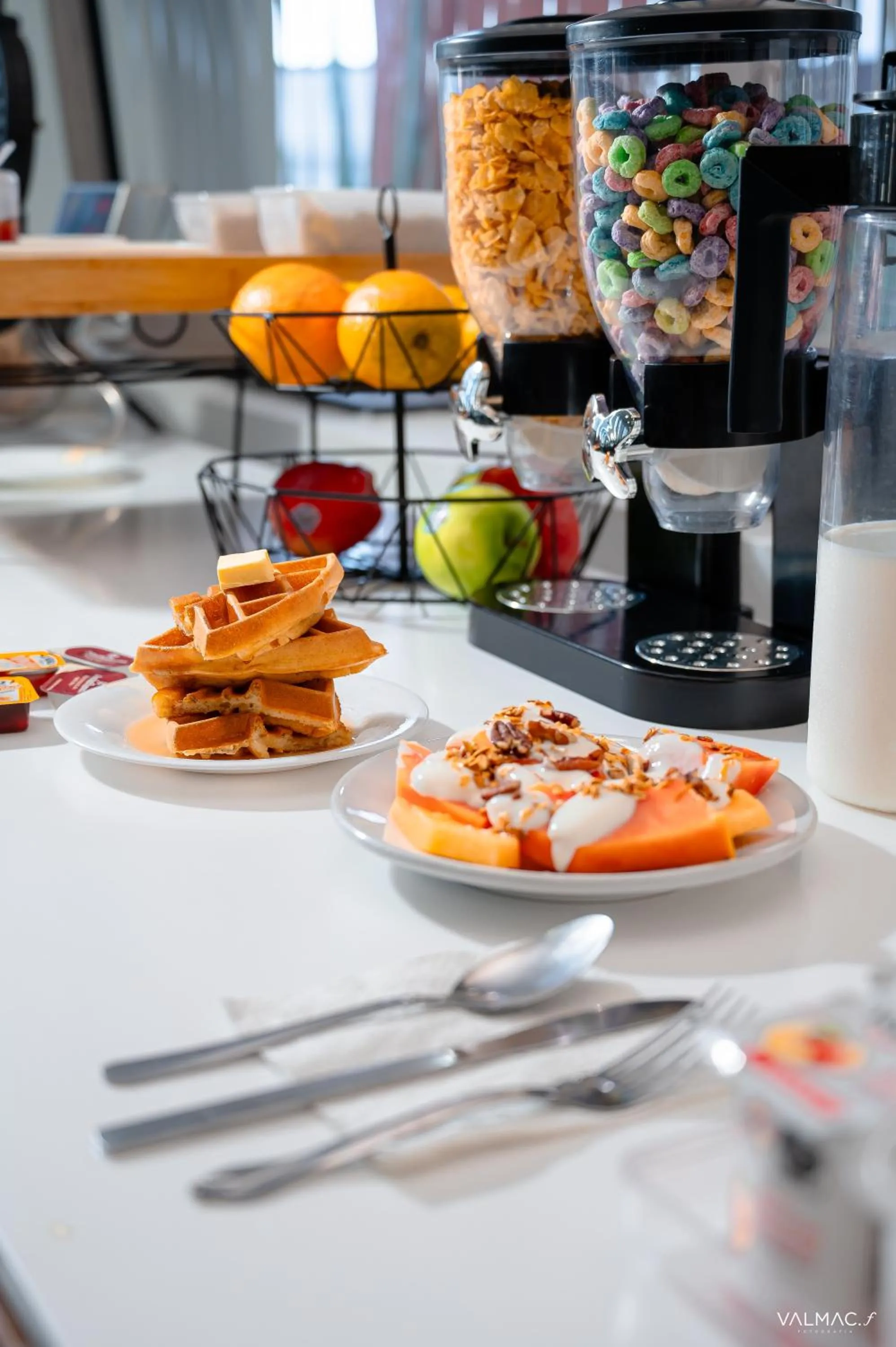 Breakfast in Comfort Inn & Suites Los Cabos