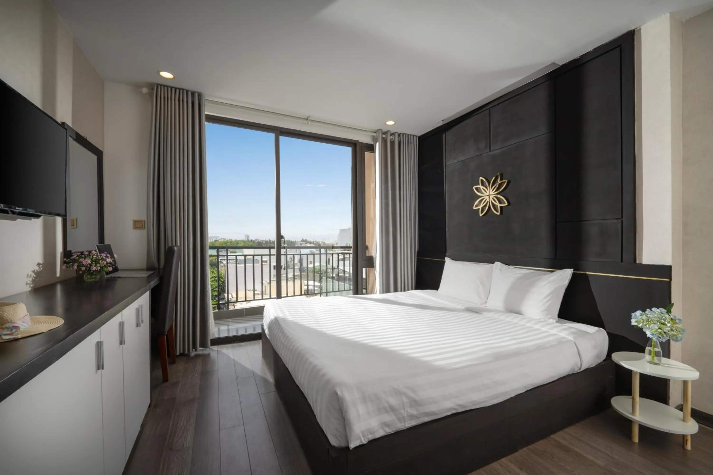 Bed in Hanami Hotel Danang