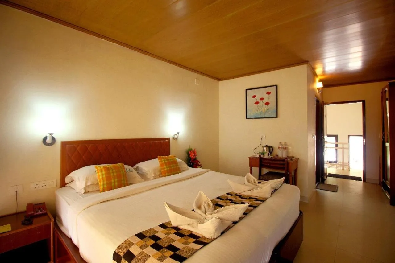 Bed in Deshadan Mountain Resort -The highest resort in Munnar