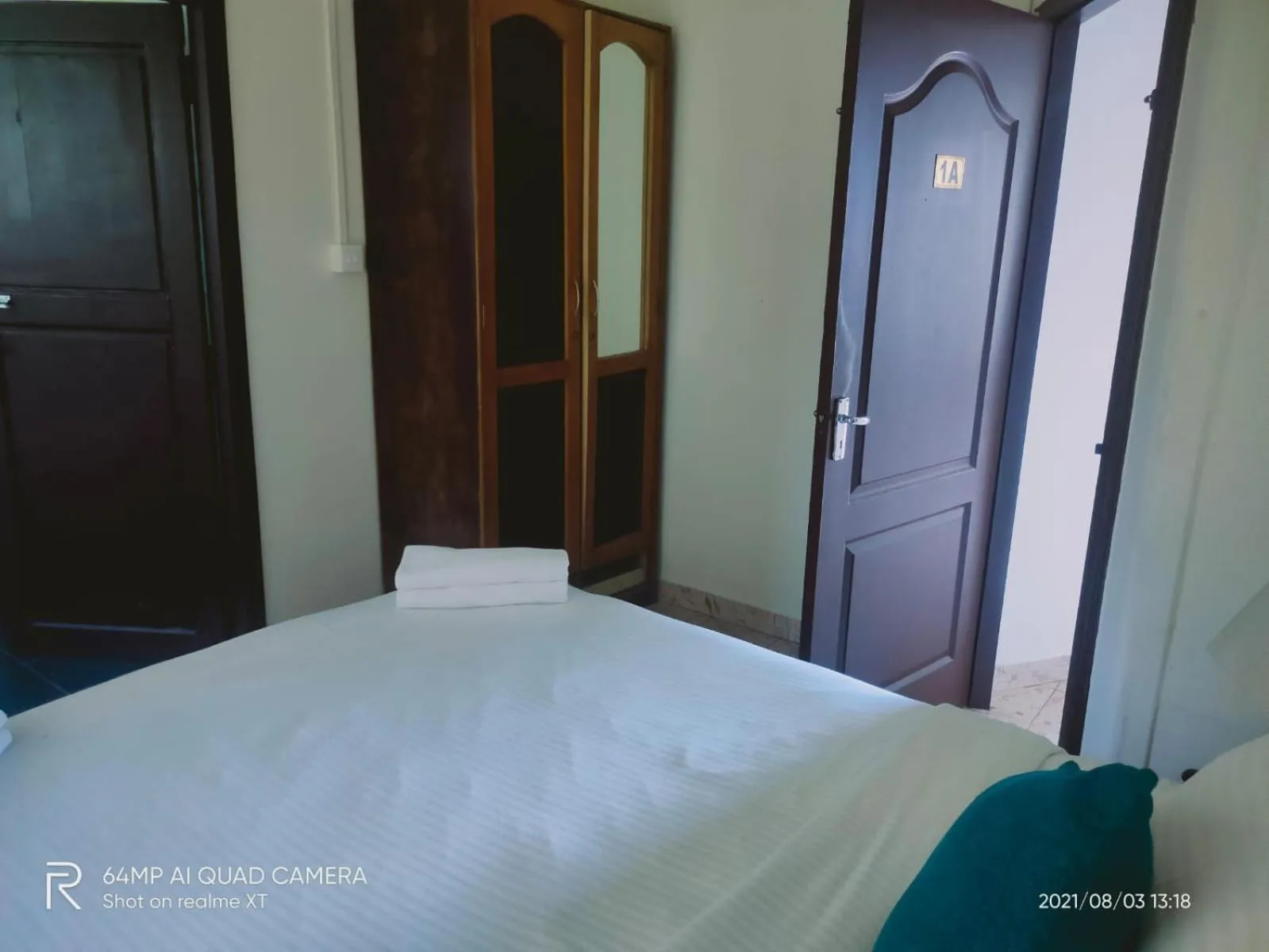 Bed in Deshadan Mountain Resort -The highest resort in Munnar