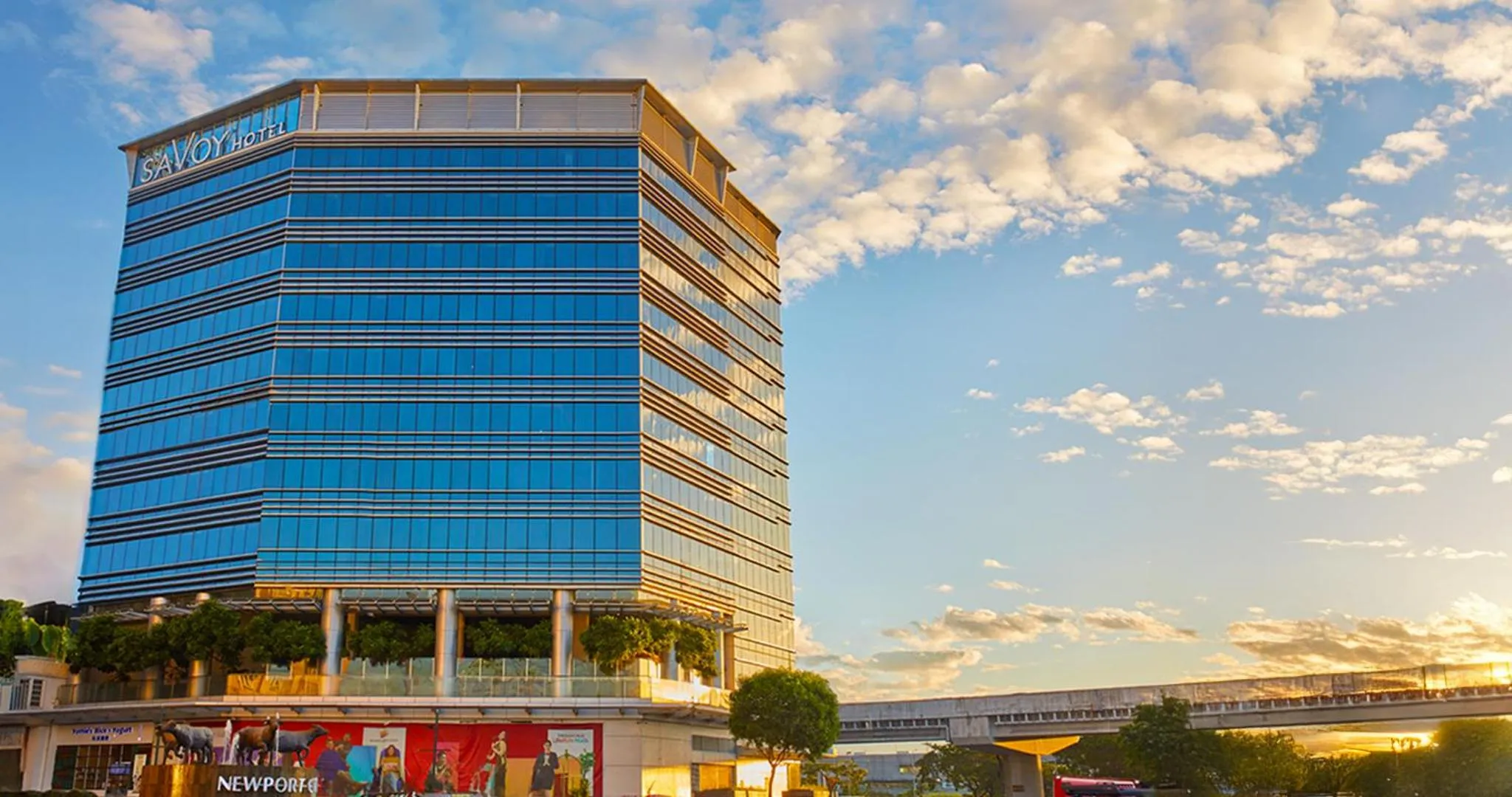 Property building in Savoy Hotel Manila near Airport NAIA Terminal 3 MNL