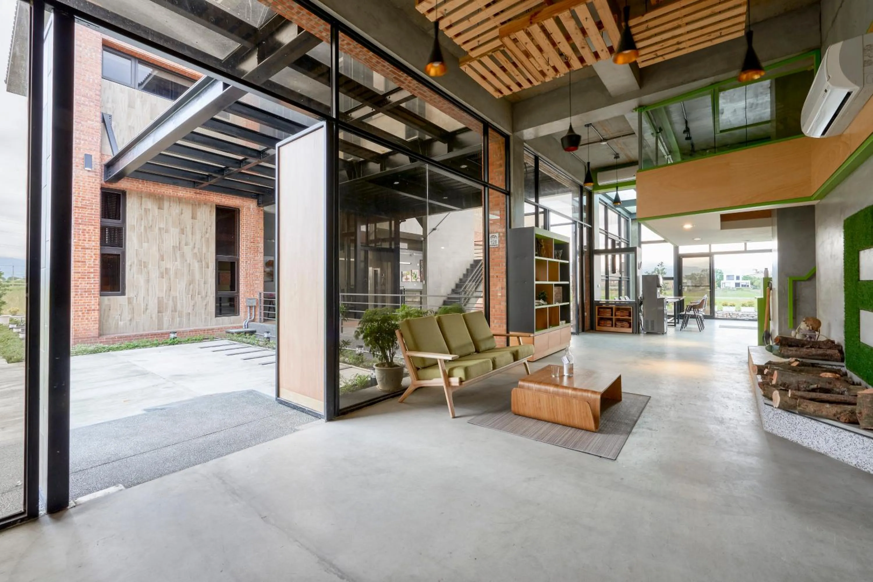 Facade/entrance in Enjoy Sanheyuan