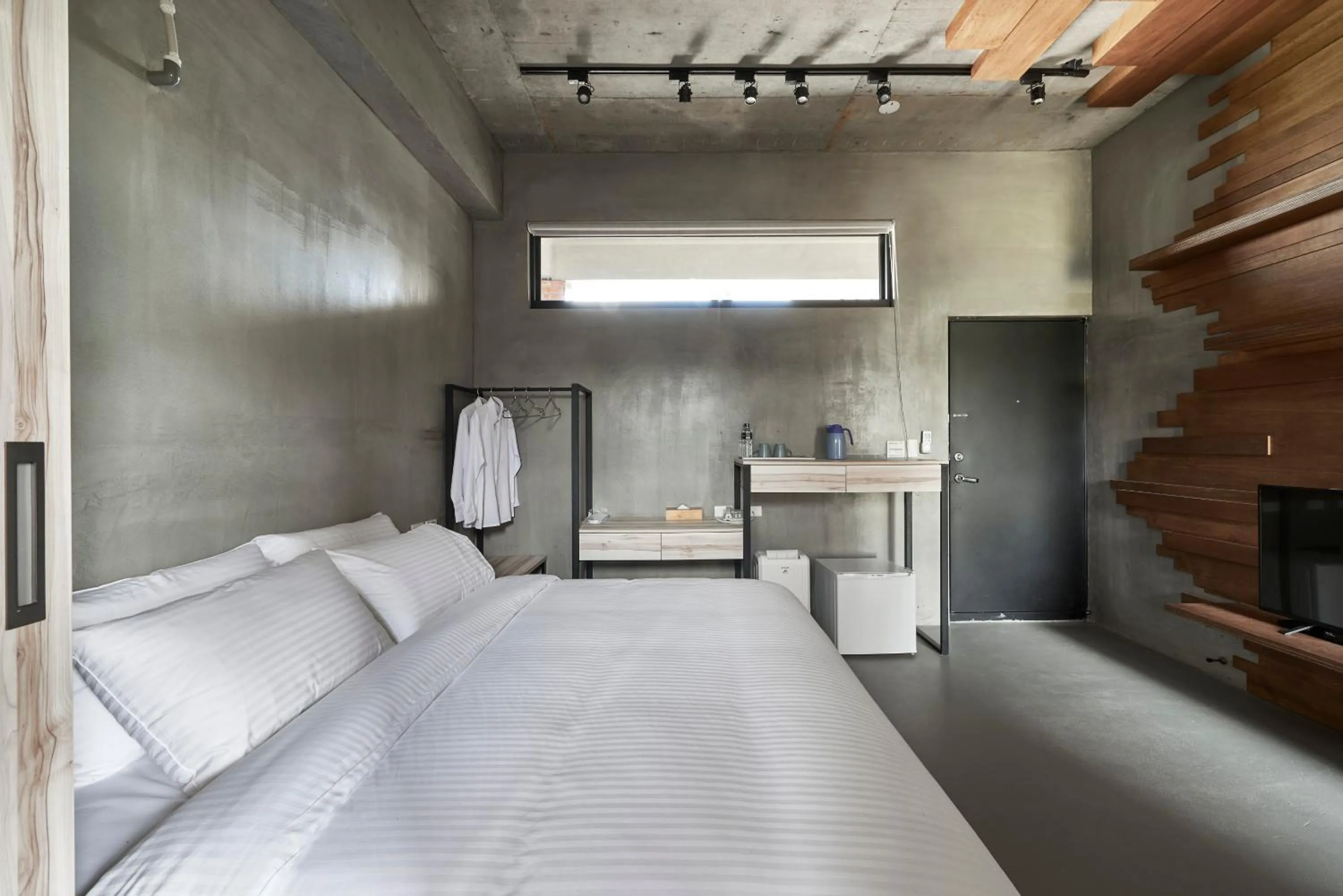 Bed in Enjoy Sanheyuan