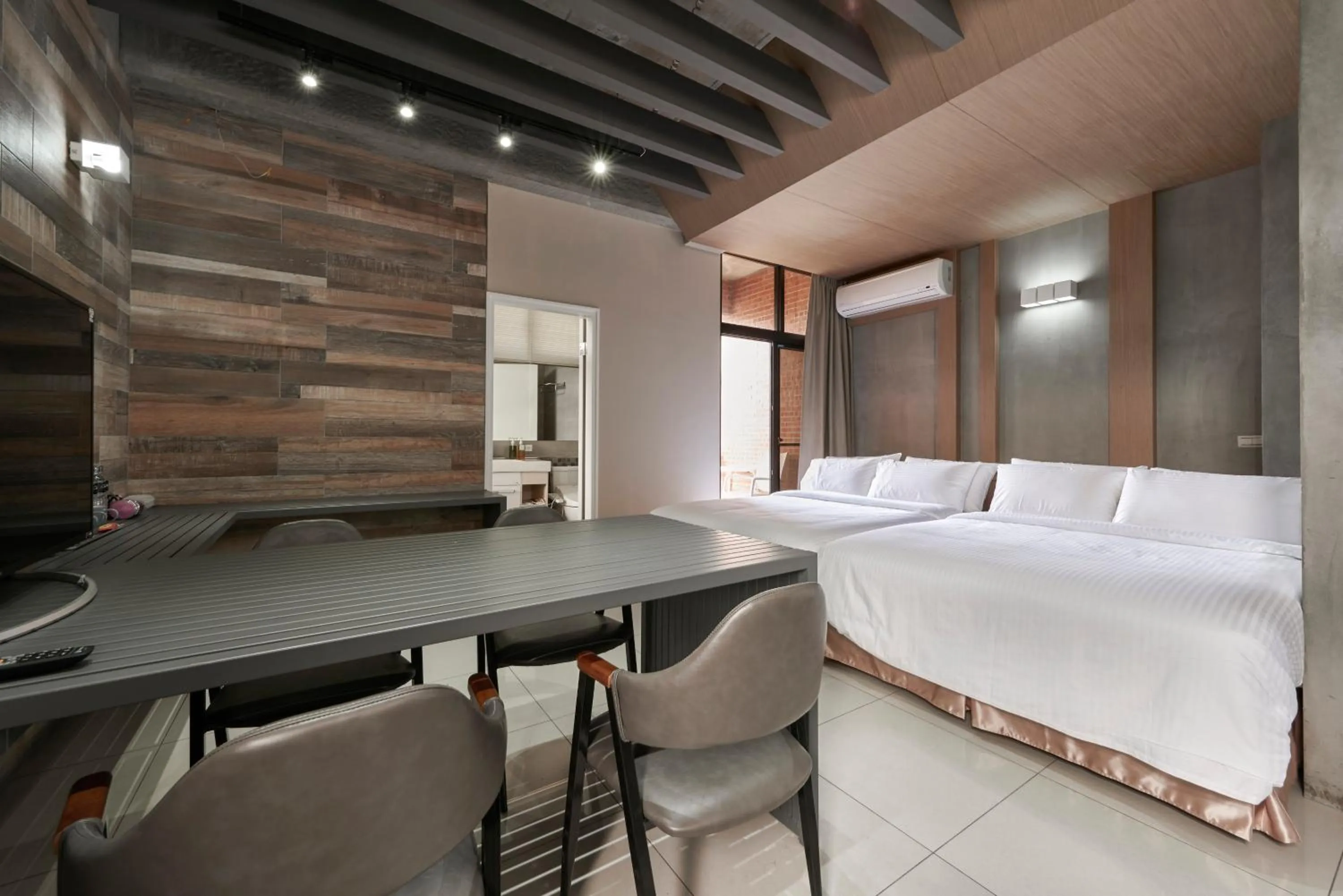 Balcony/Terrace, Bed in Enjoy Sanheyuan