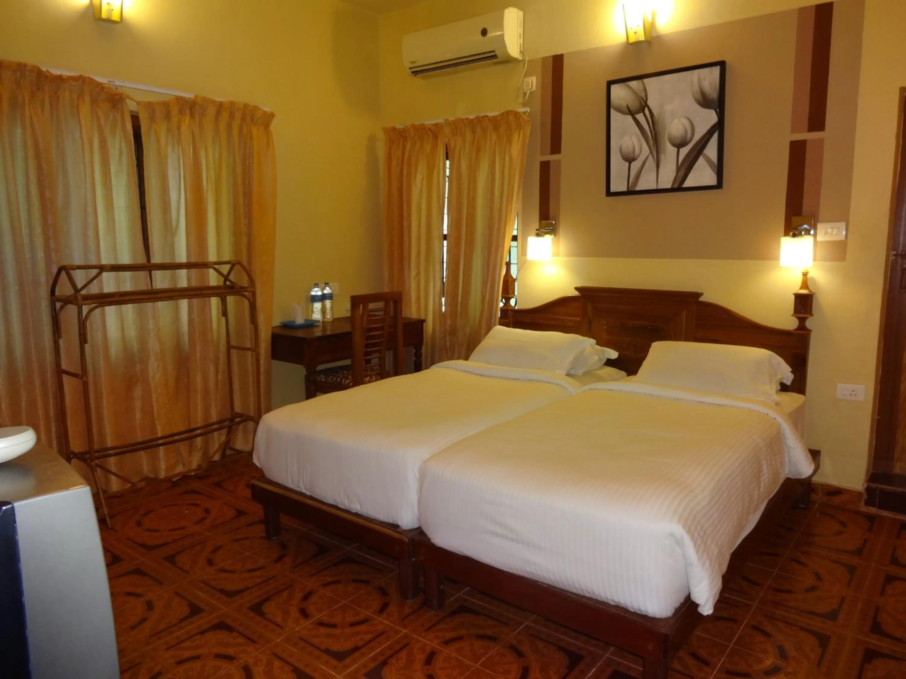 Bed in Deshadan Cliff & Beach Resort,Varkala