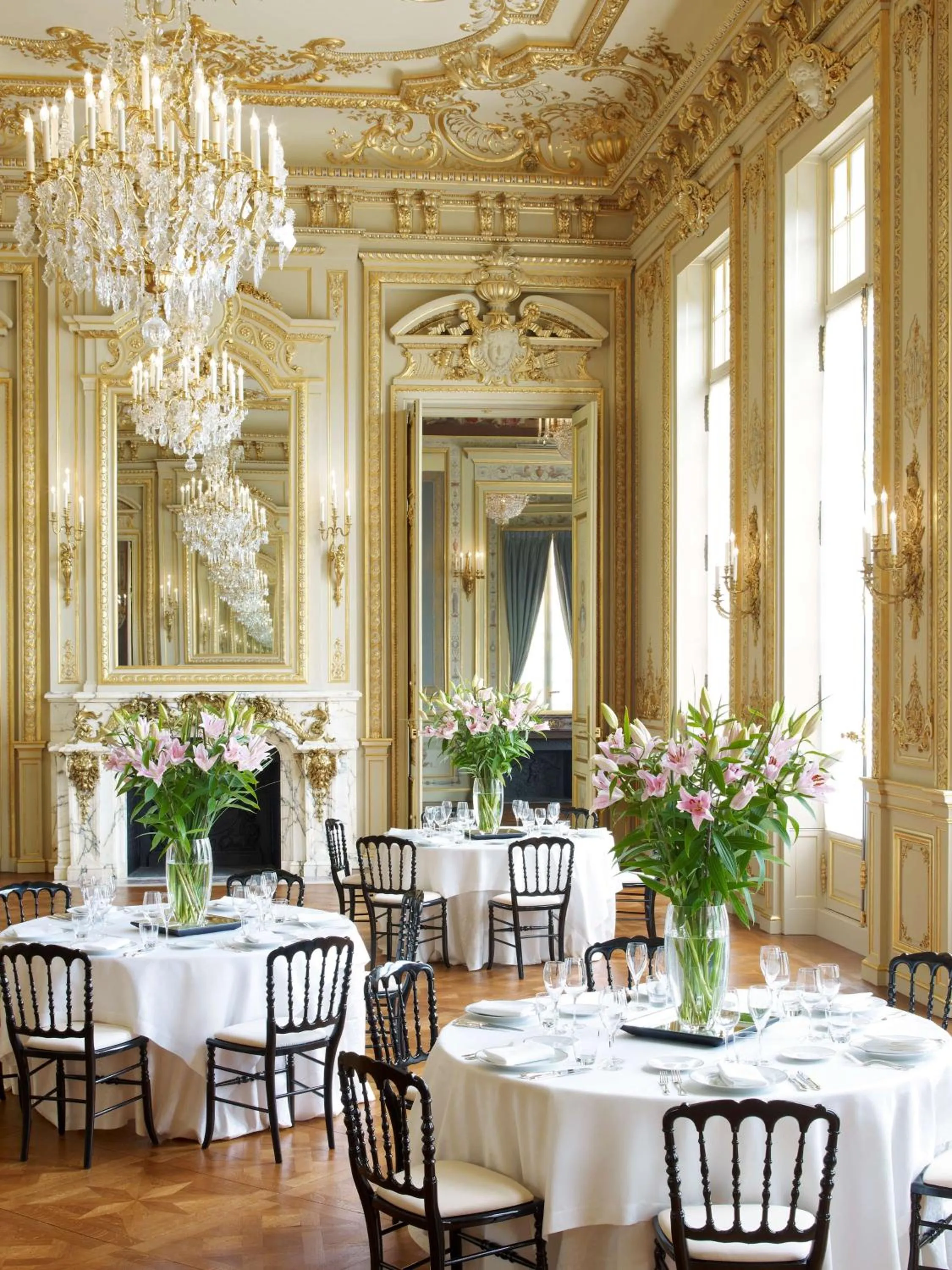 On site in Shangri-La Paris