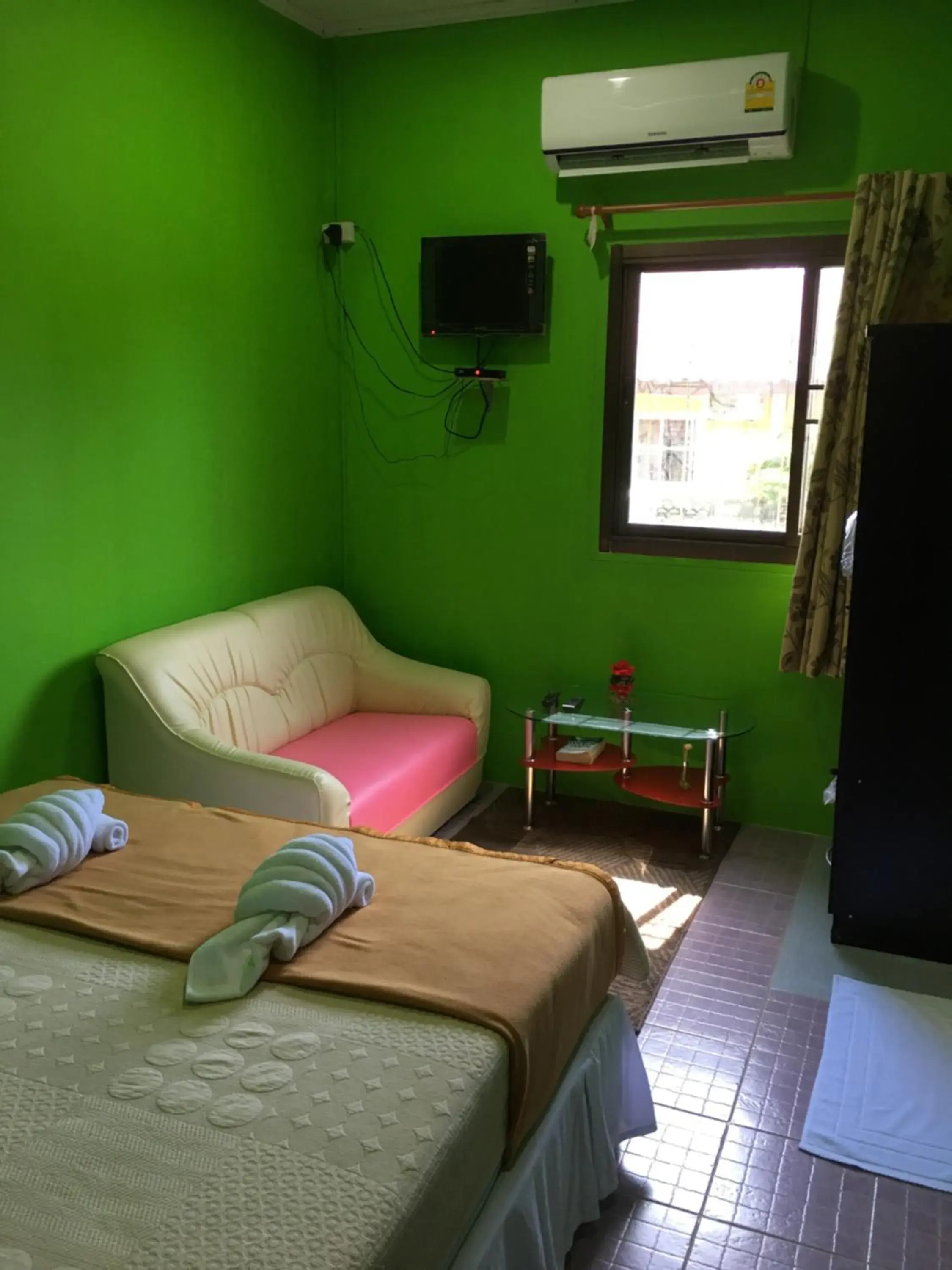 Double Room with Private Bathroom in Hero Phuket Double Room with Private Bathroom in Hero Phuket