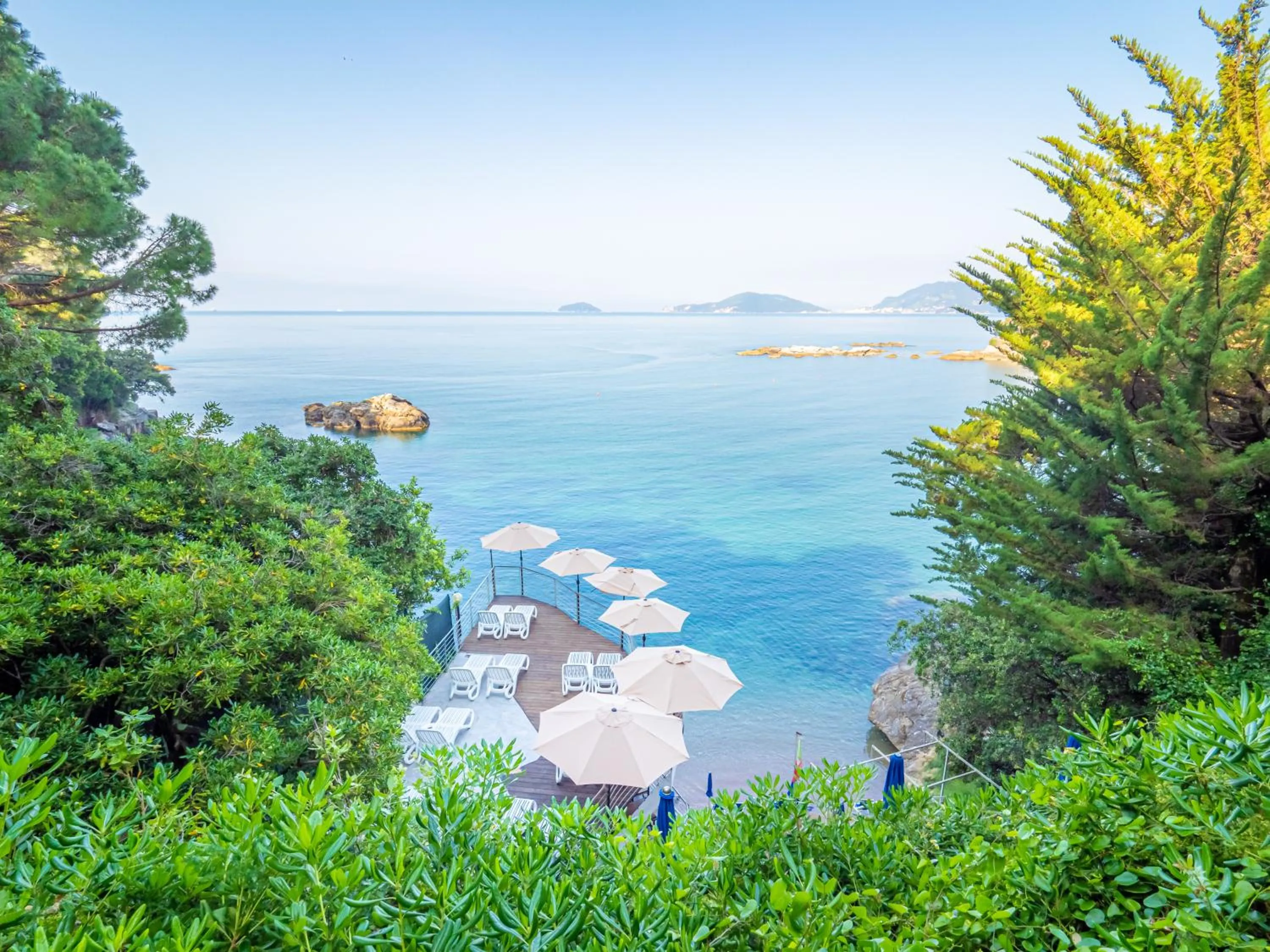 Beach in Hotel Il Nido