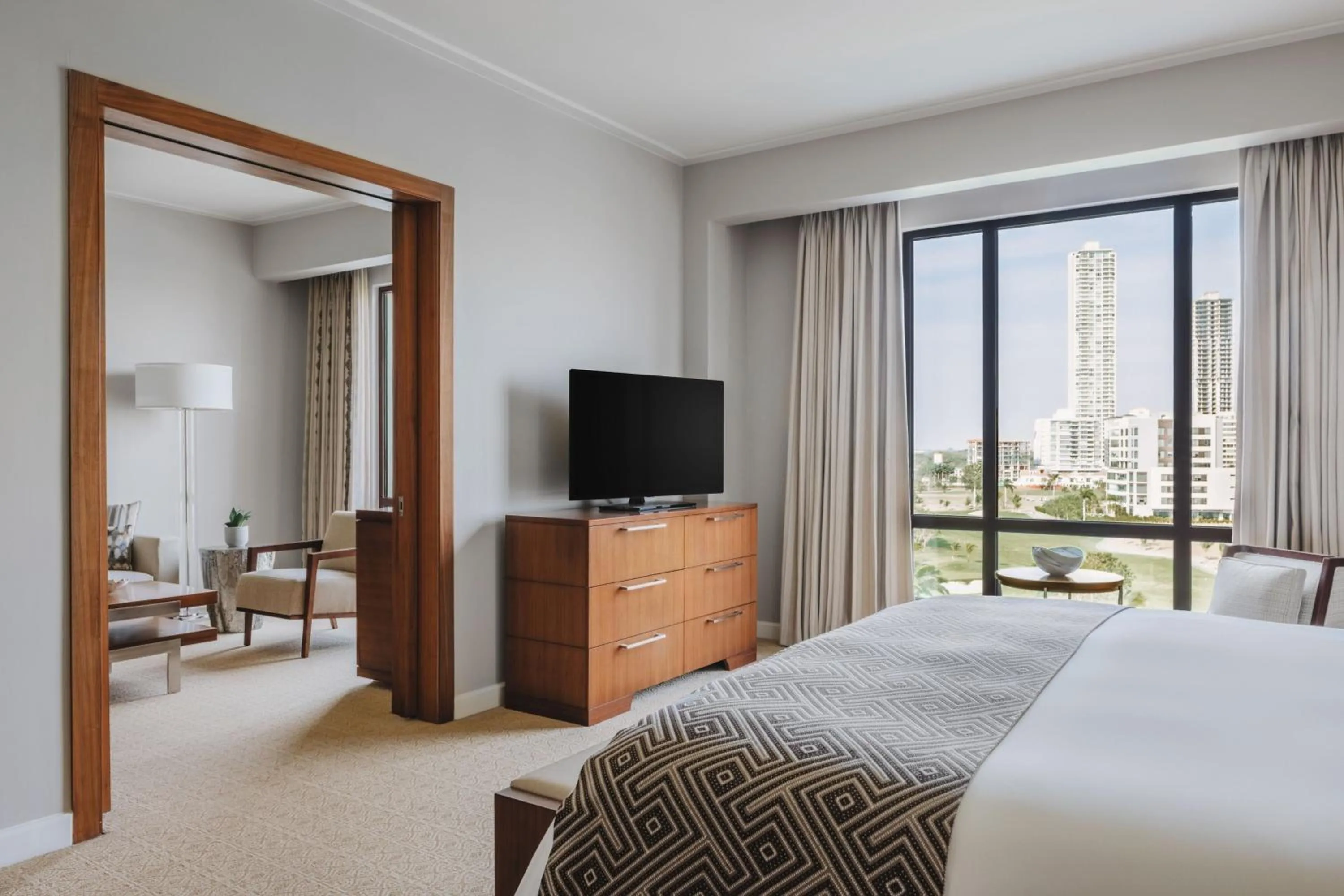 Bedroom, Bed in The Santa Maria, a Luxury Collection Hotel & Golf Resort, Panama City