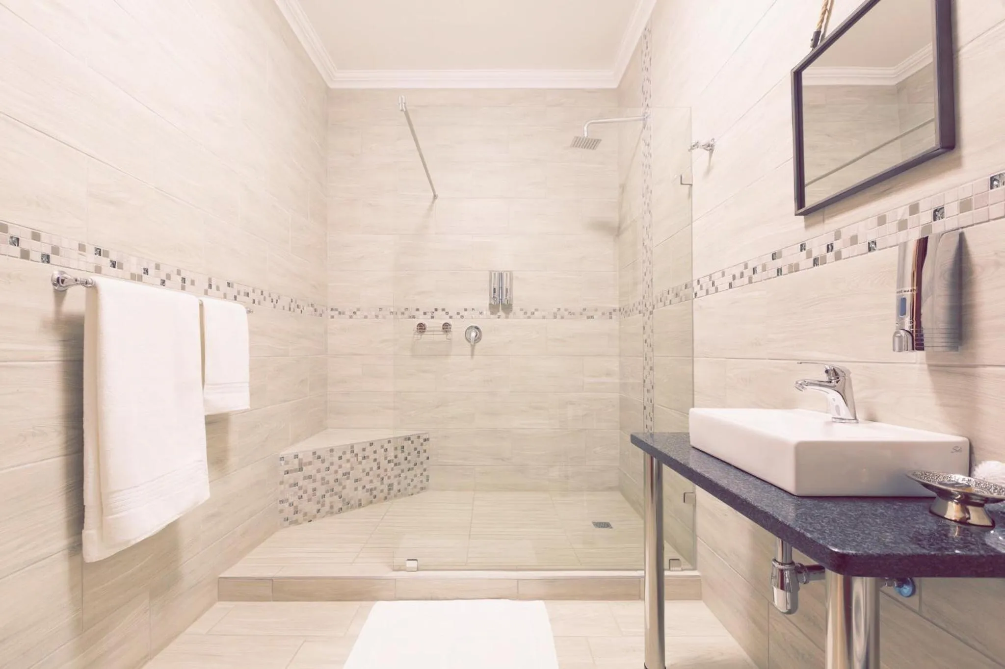 Shower in Three Olives Guesthouse