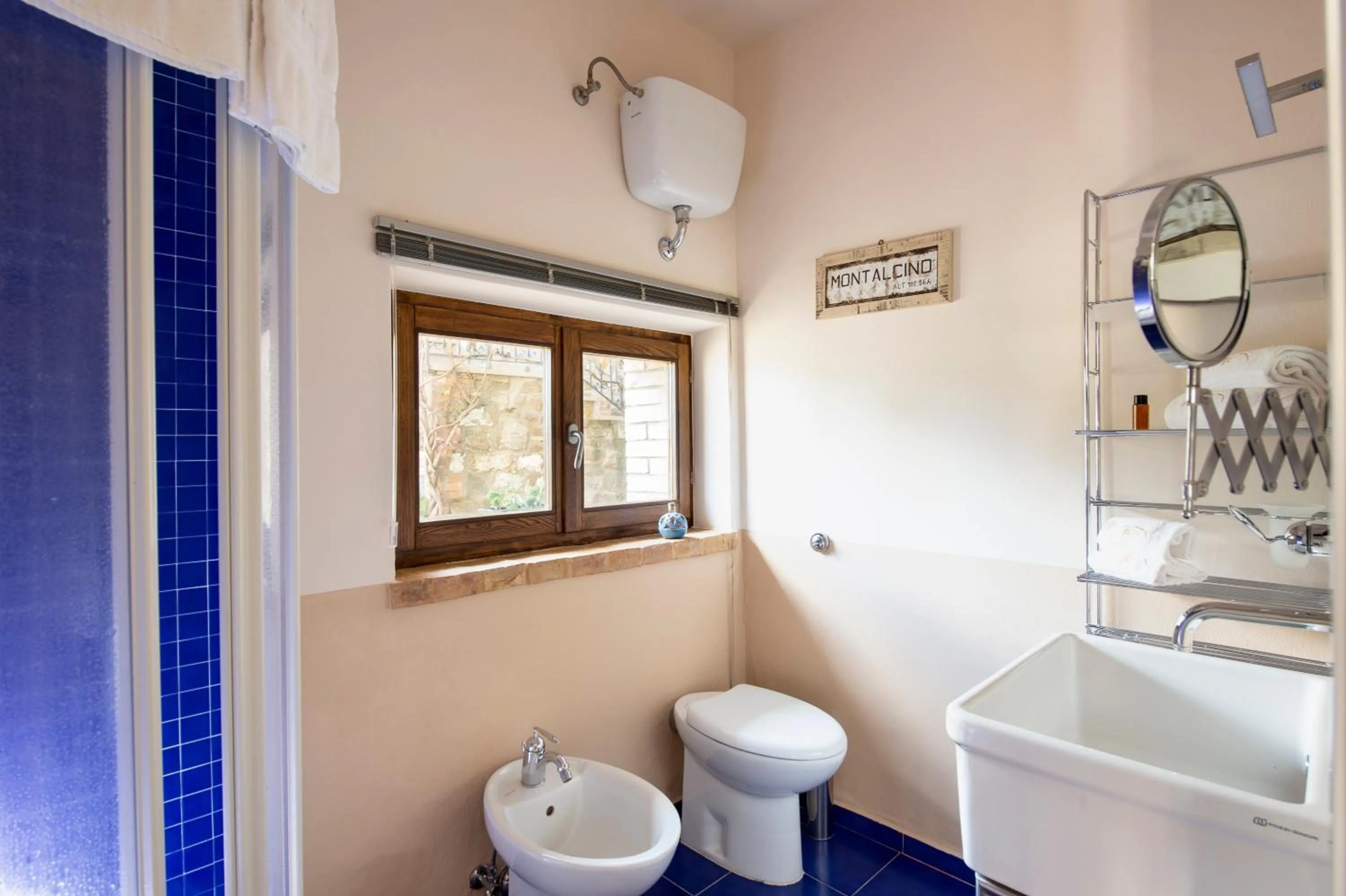 Bathroom in Porta Castellana B&B - Apartment