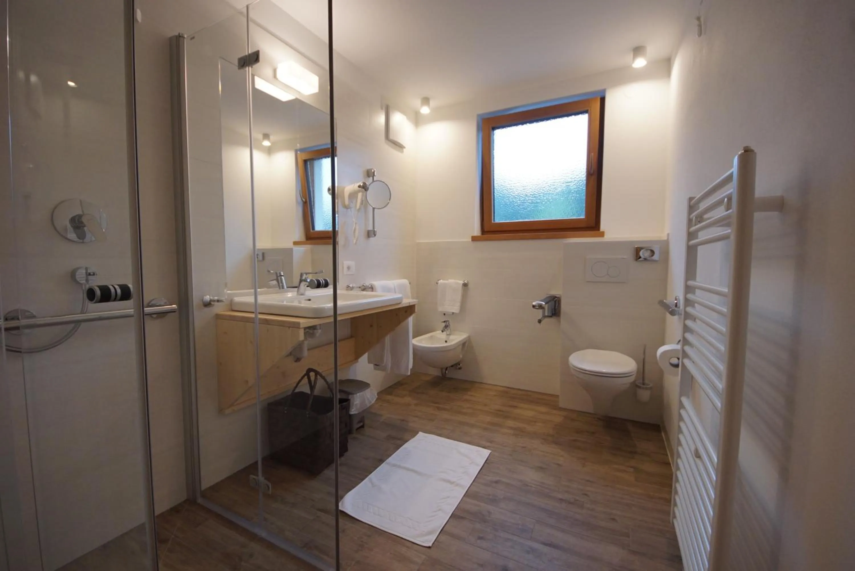 Bathroom in PLAN DE CORONES apartments