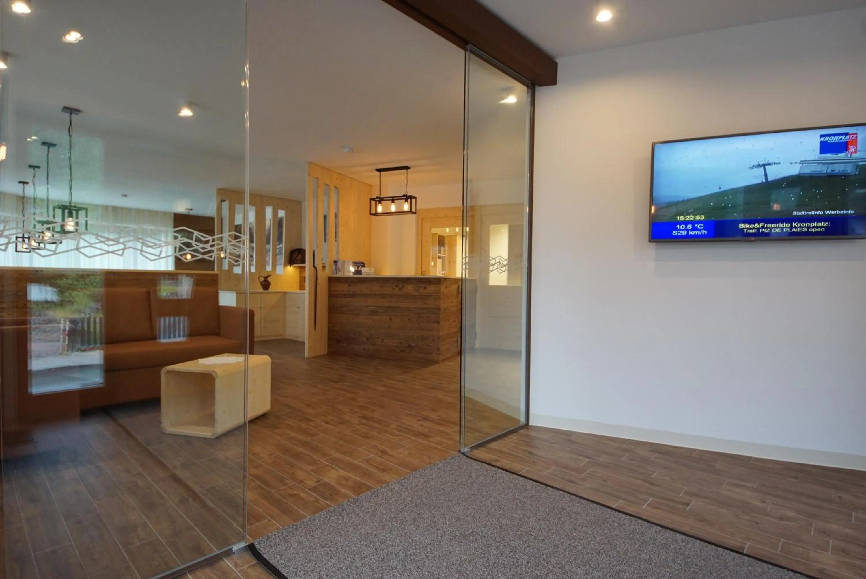 Facade/entrance in PLAN DE CORONES apartments