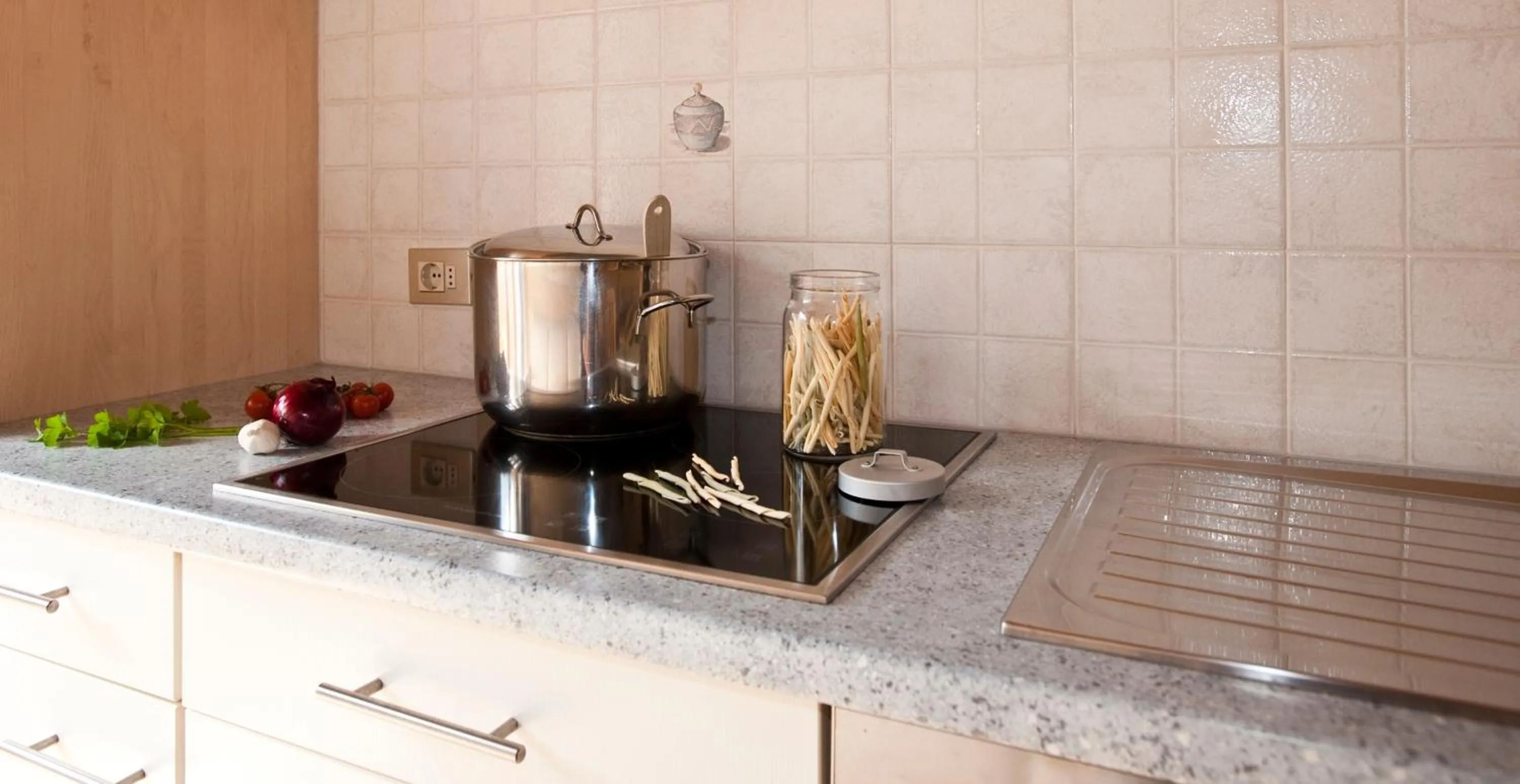 Kitchen or kitchenette in PLAN DE CORONES apartments