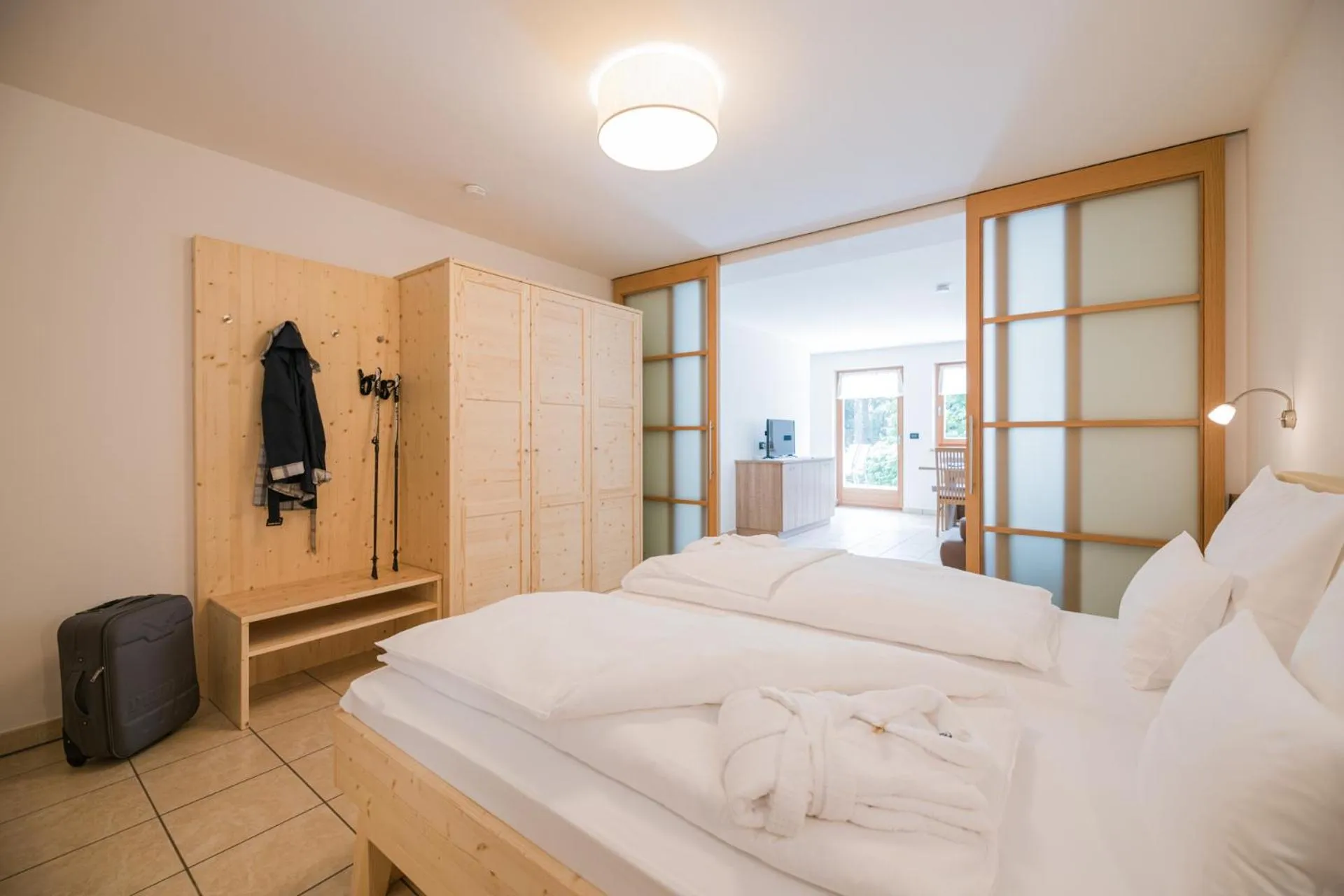 Living room, Bed in PLAN DE CORONES apartments