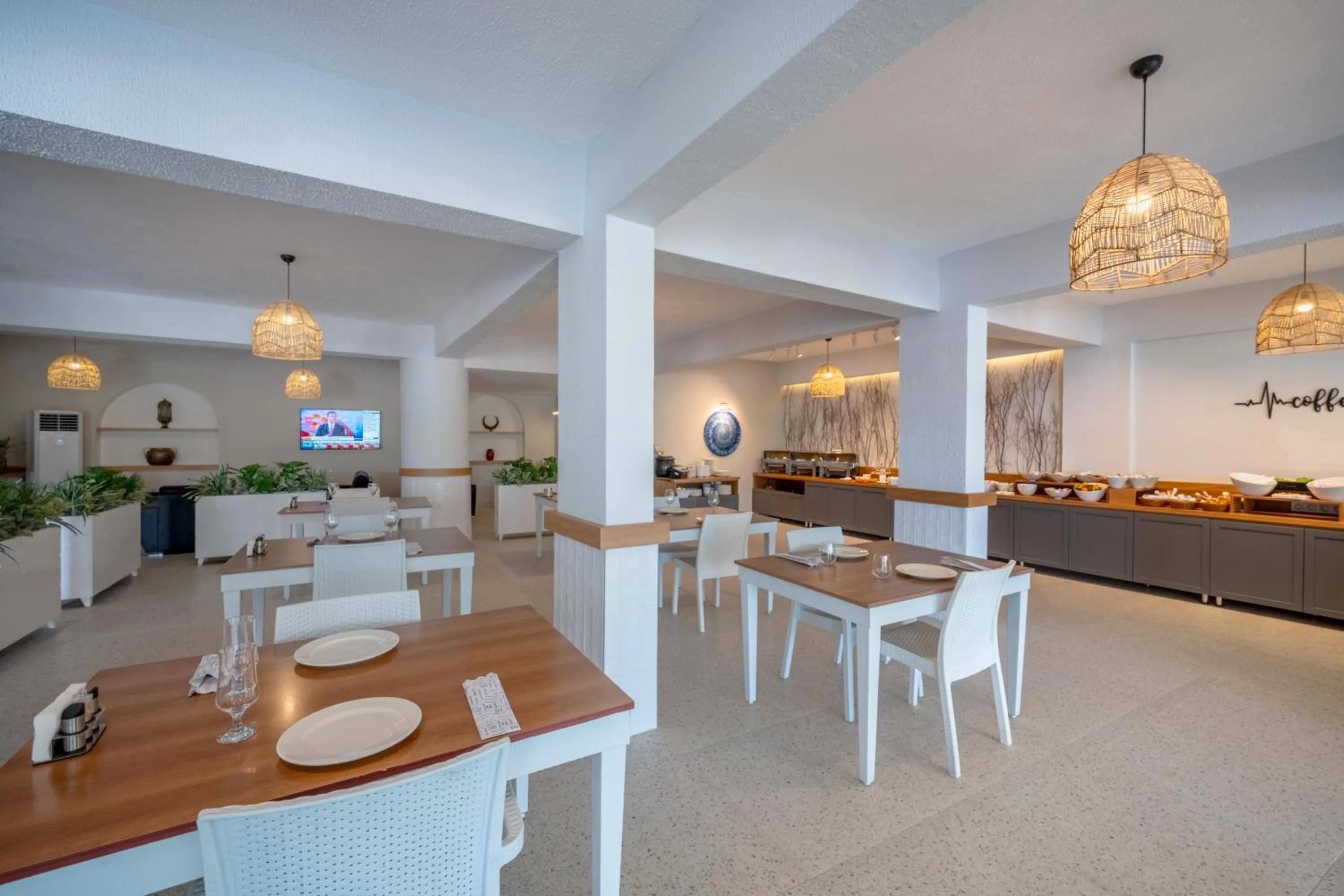 TV and multimedia in Kas Marin Hotel