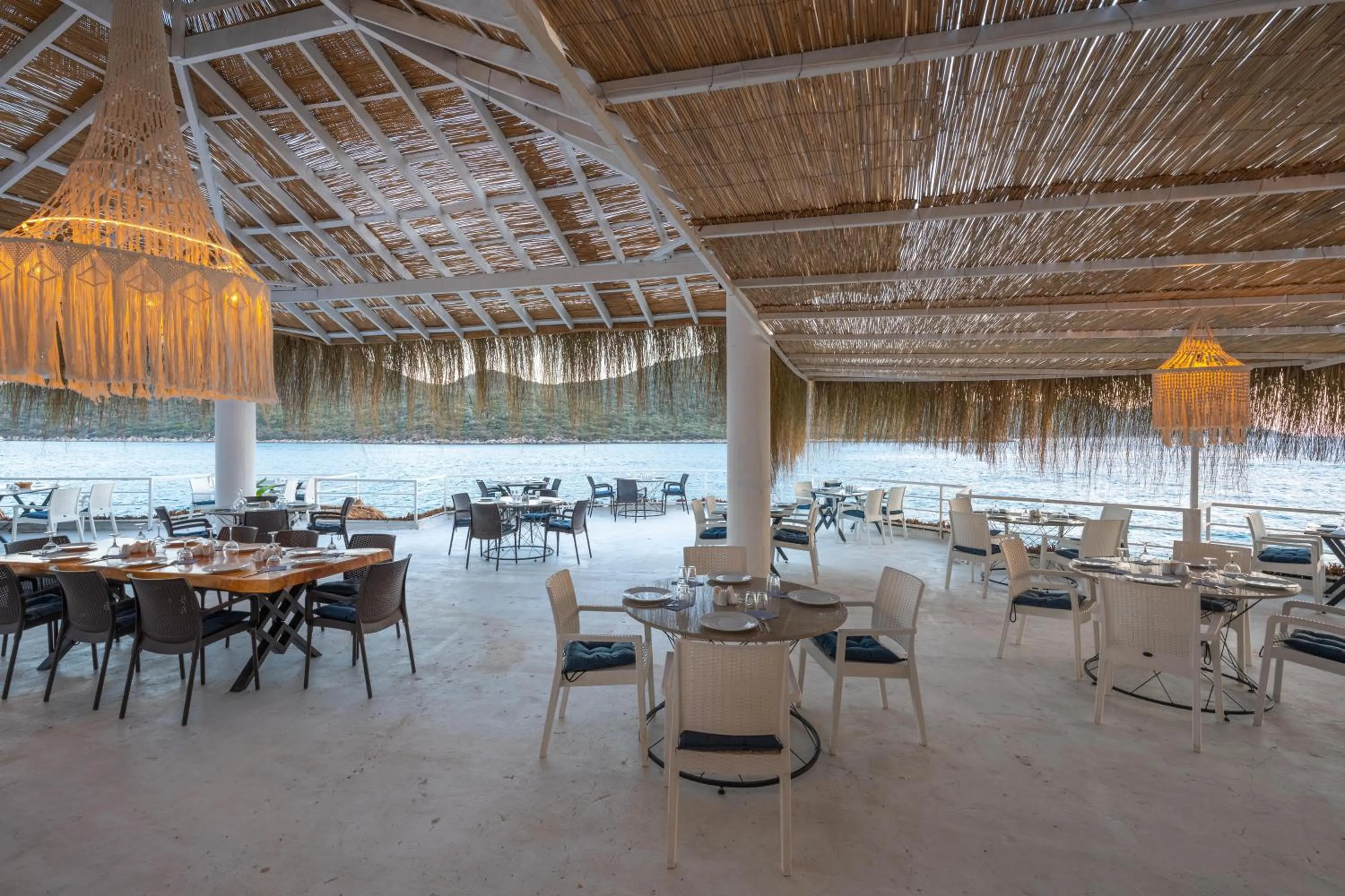 Restaurant/places to eat in Kas Marin Hotel